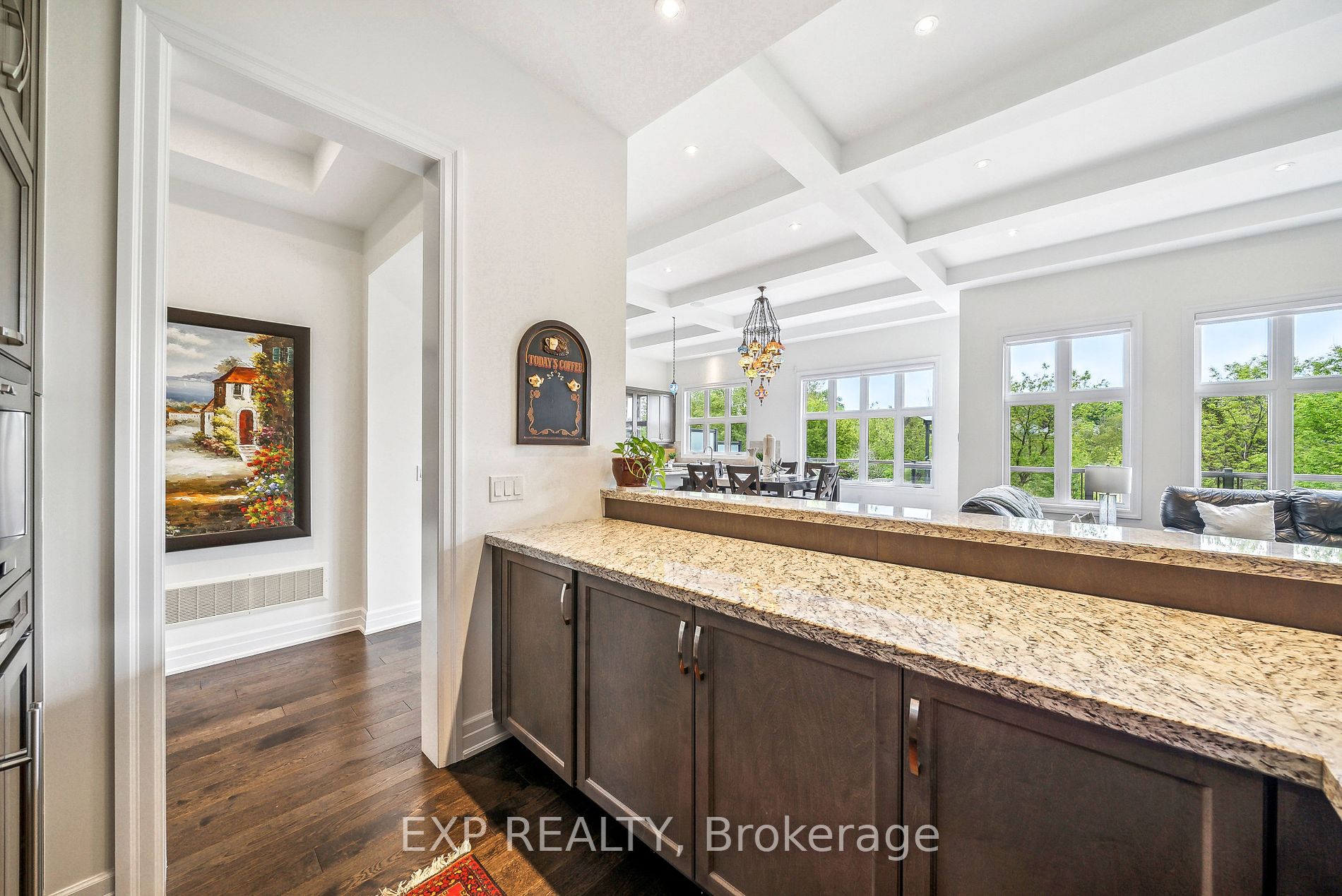 57 Hogan Crt