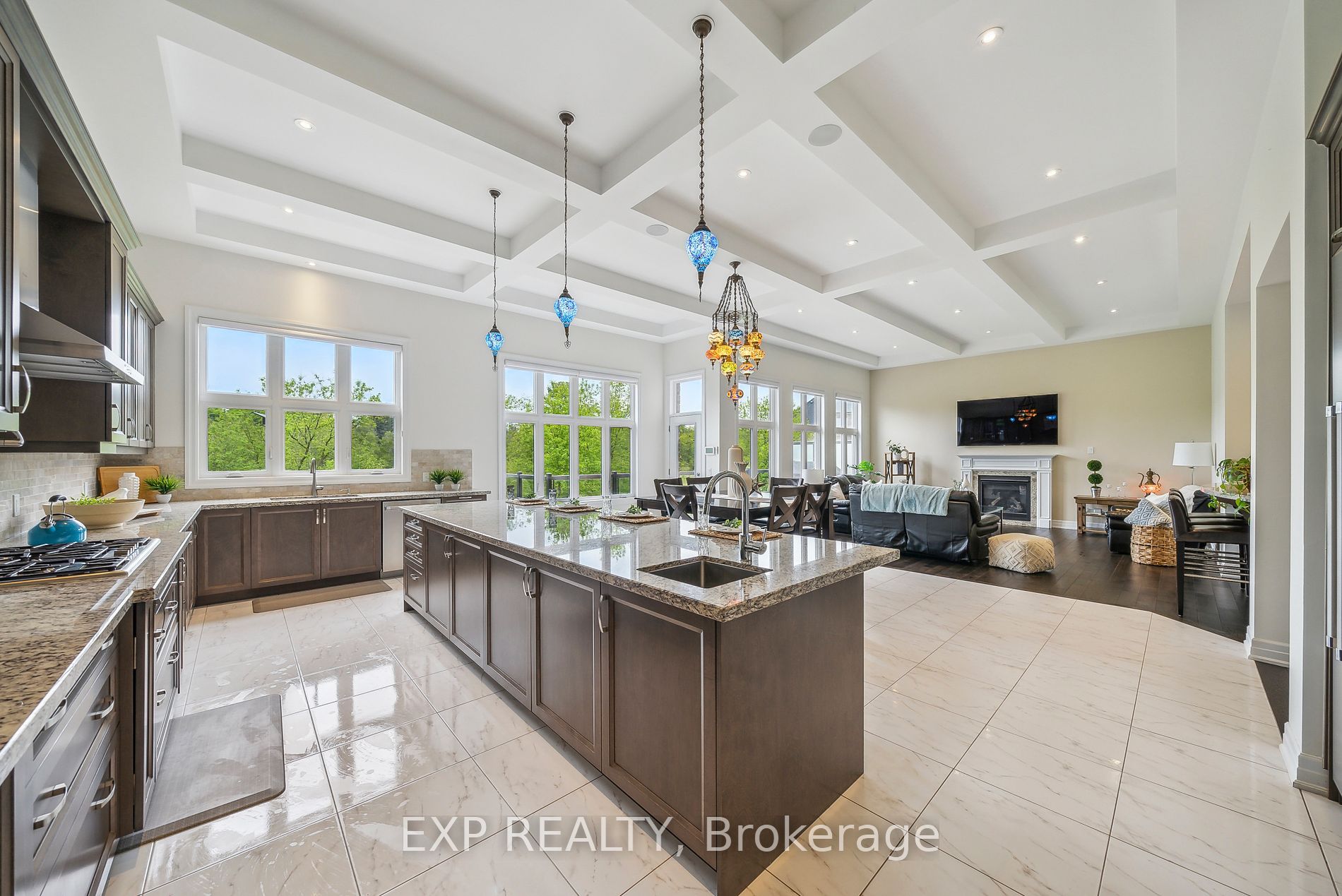 57 Hogan Crt