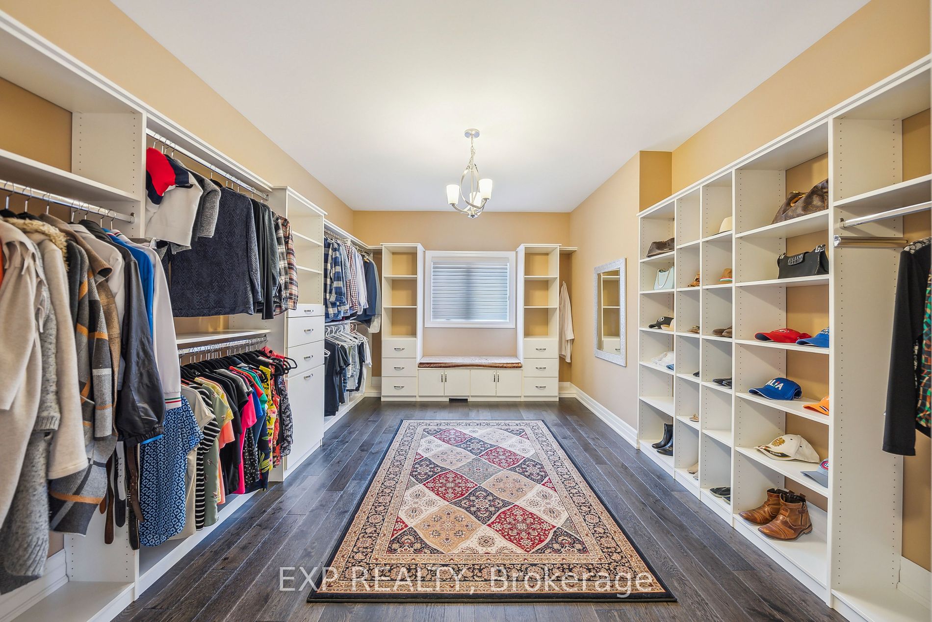 57 Hogan Crt