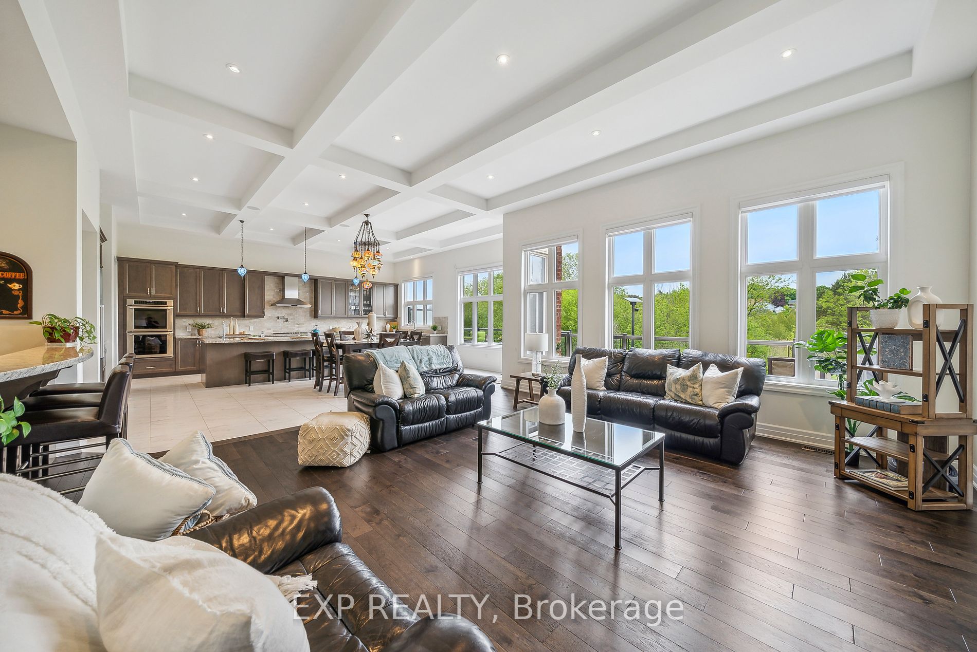 57 Hogan Crt