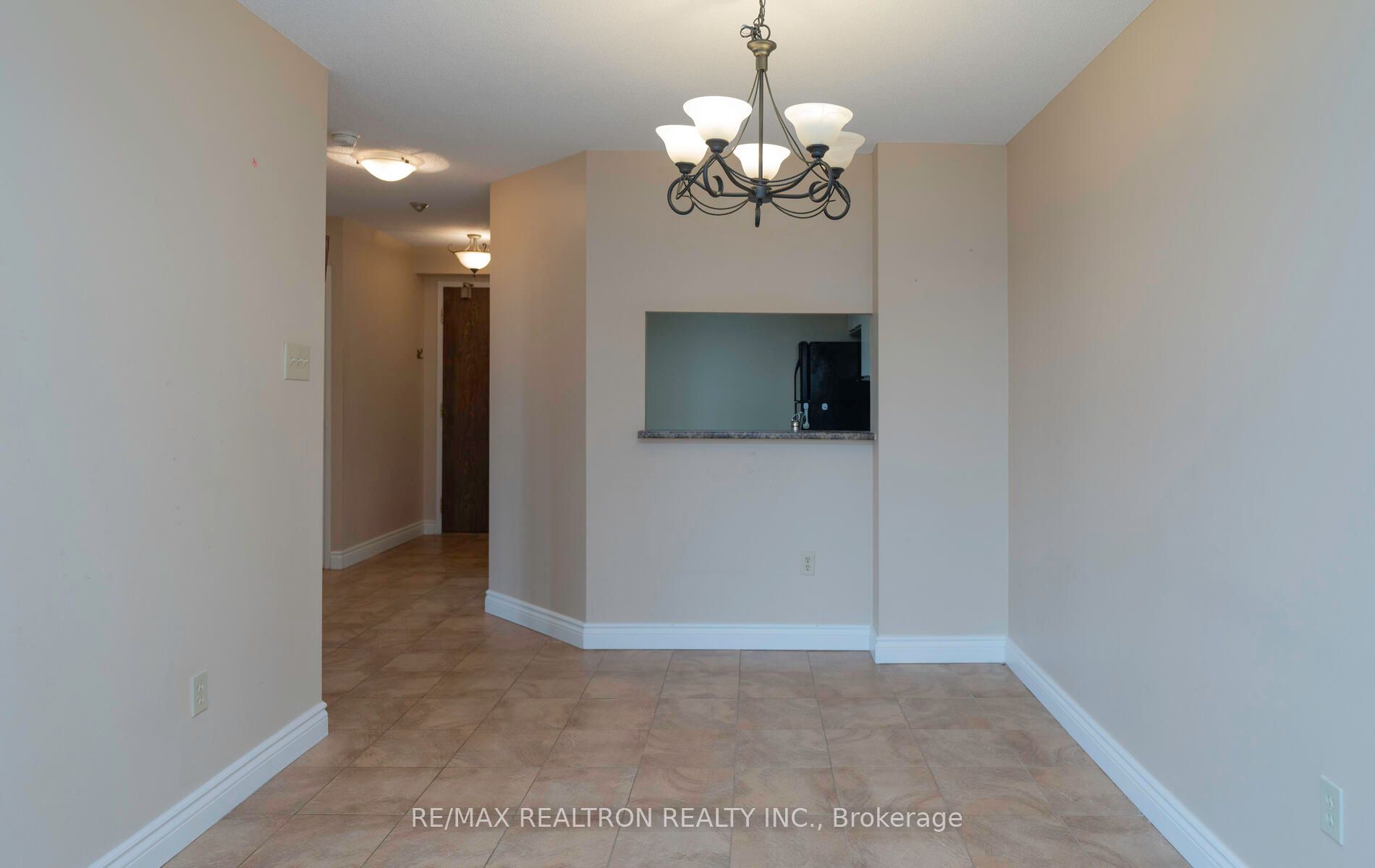 7440 Bathurst Street, #301