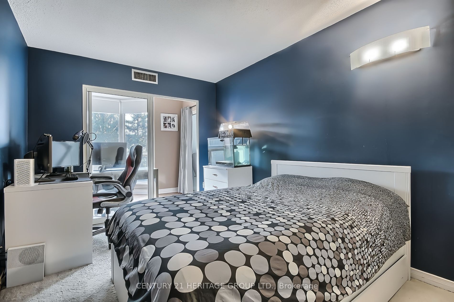 175 Cedar Avenue, #215