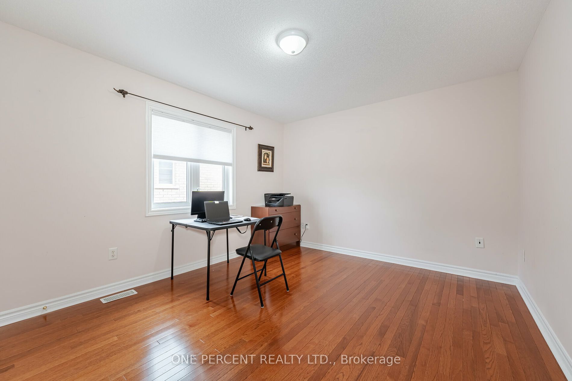 26 Andrew Hill Drive