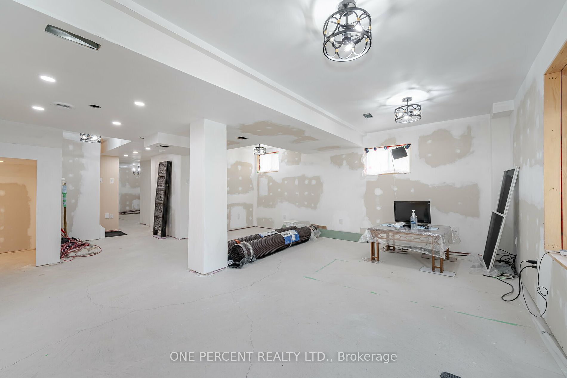 26 Andrew Hill Drive