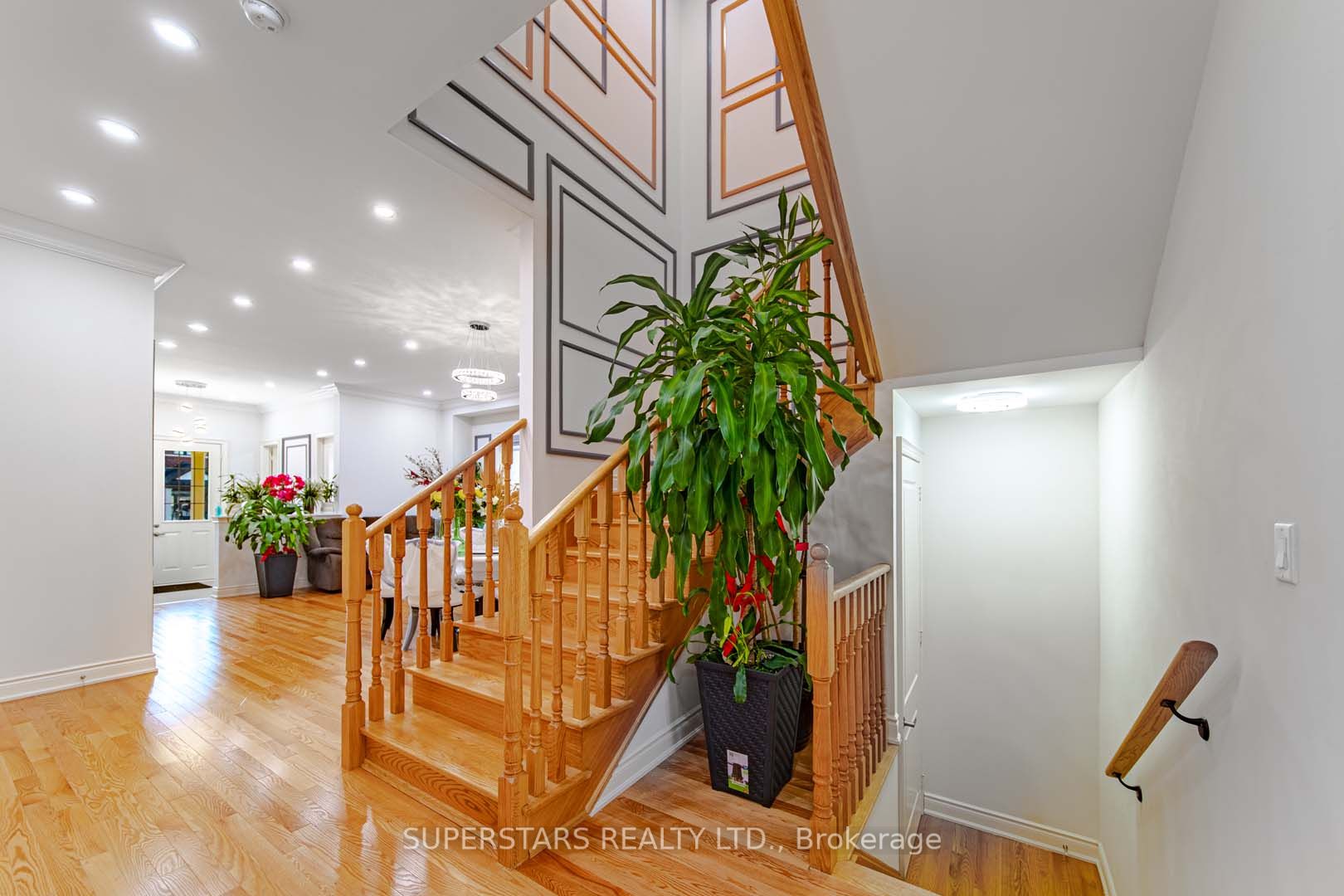 57 Betty May Crescent
