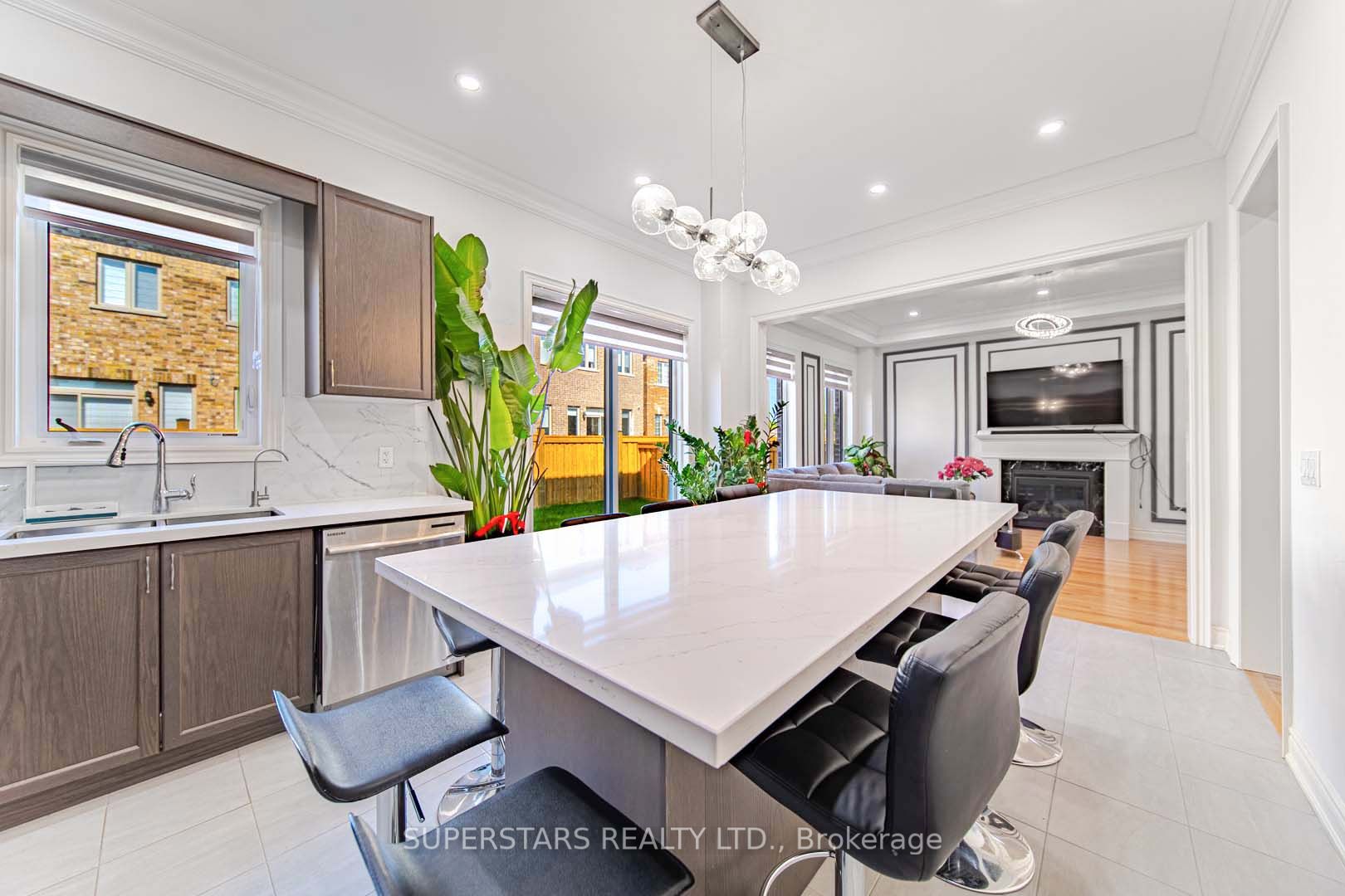 57 Betty May Crescent