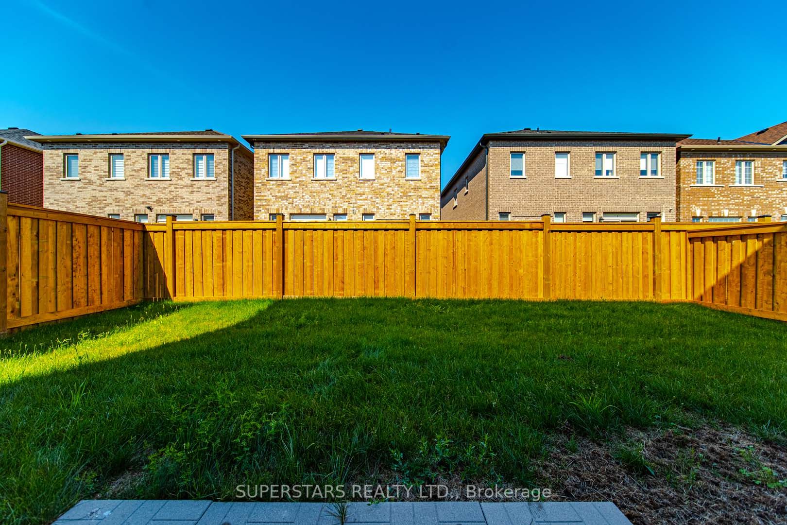 57 Betty May Crescent