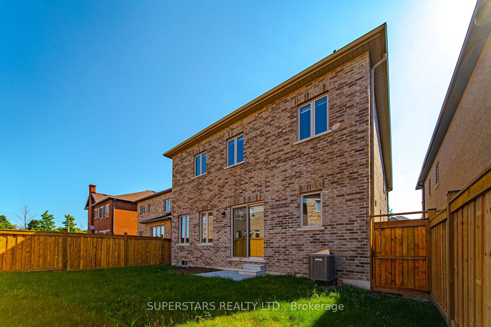 57 Betty May Crescent