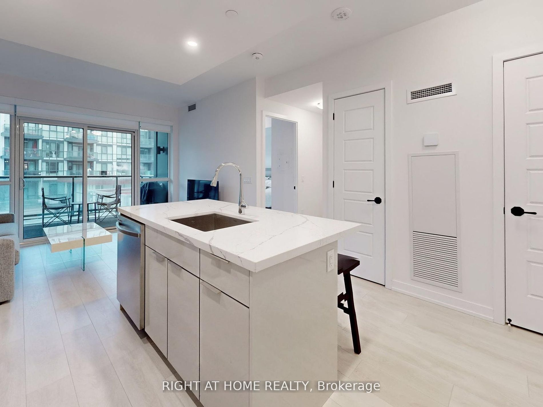 415 Sea Ray Ave, #224