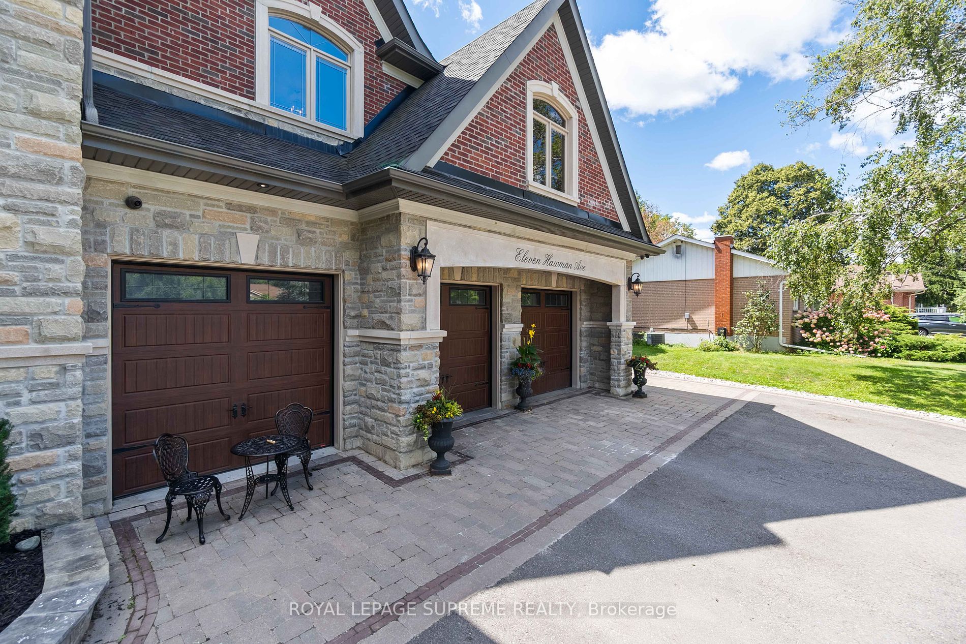11 Hawman Ave