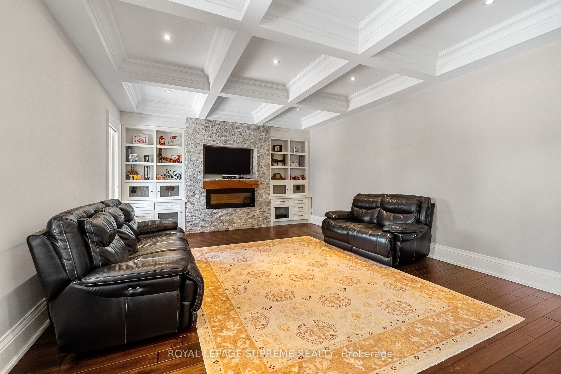 11 Hawman Ave