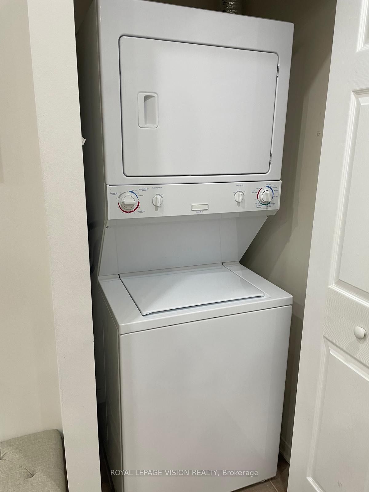 9431 Jane Street, #107