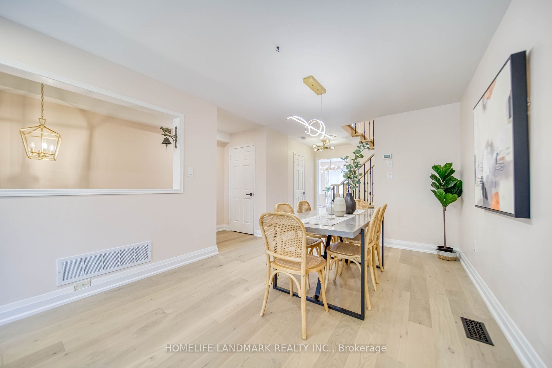 63 Sassafras Circ