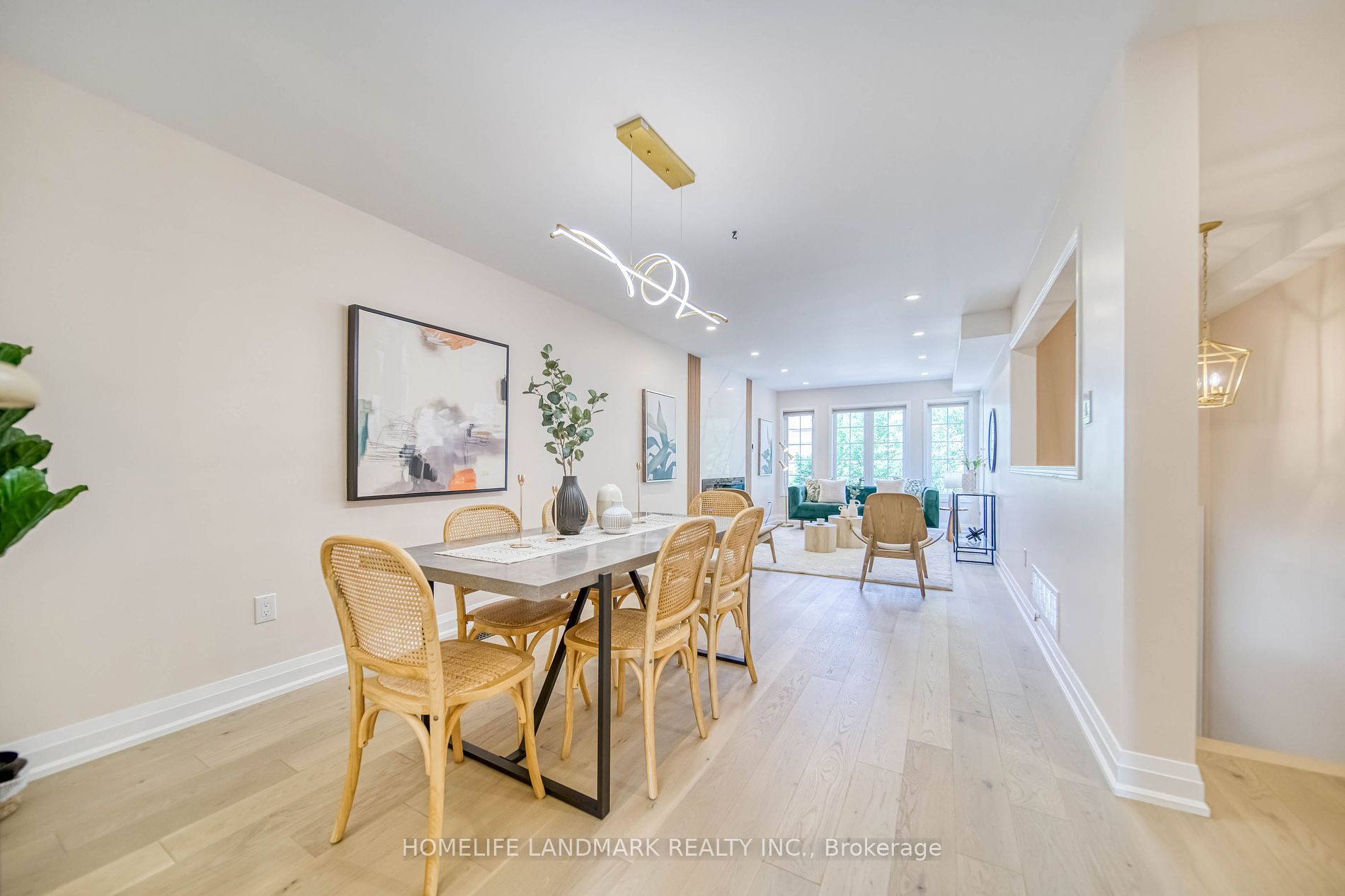 63 Sassafras Circ