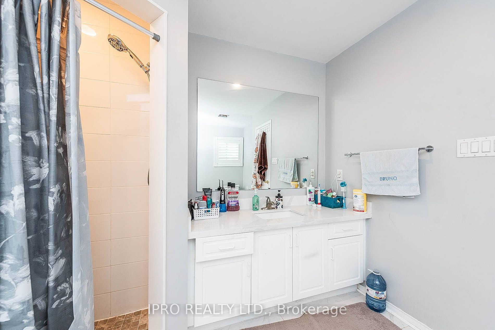 66 Skylark Drive
