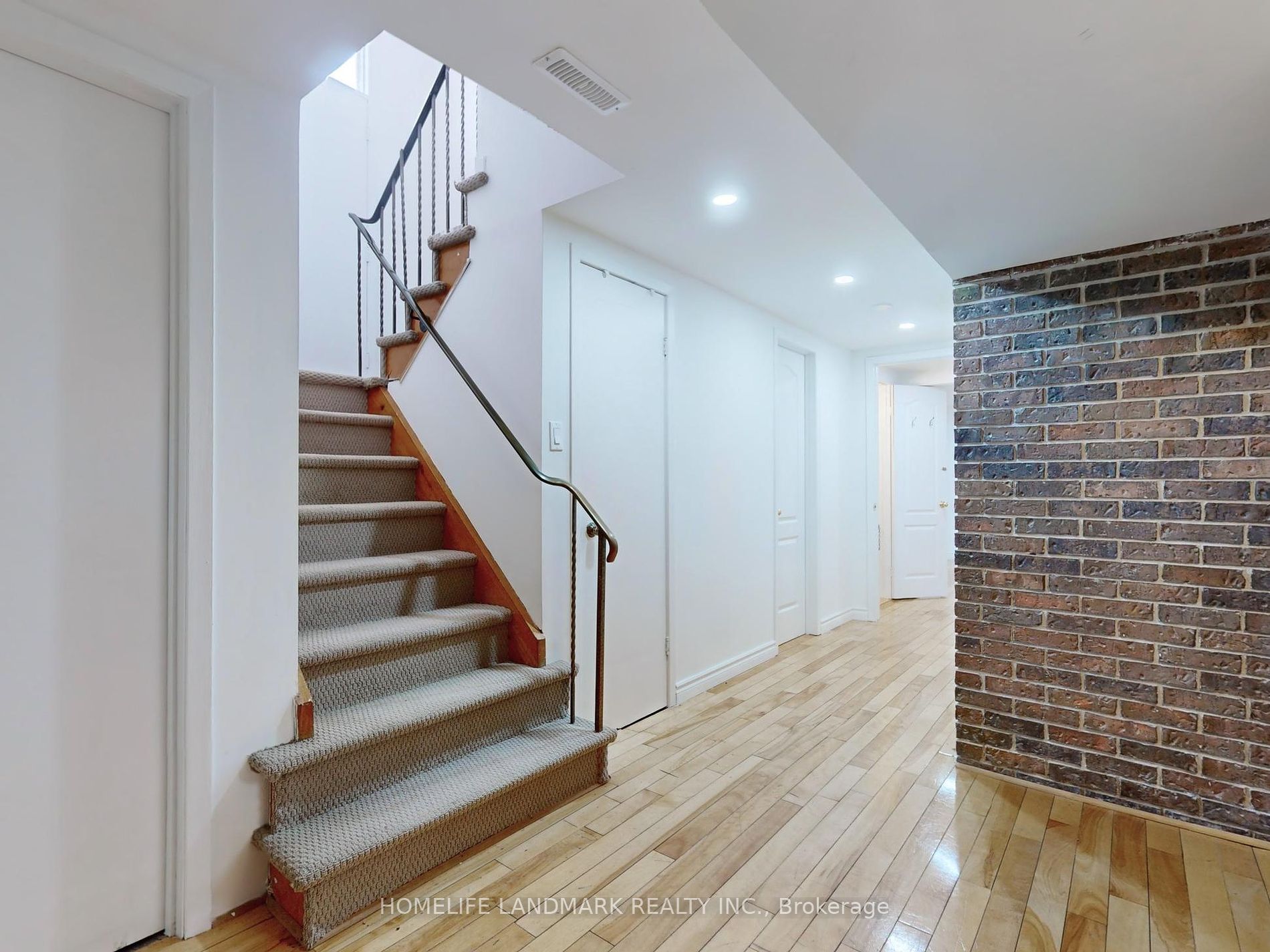 66 Clark Ave