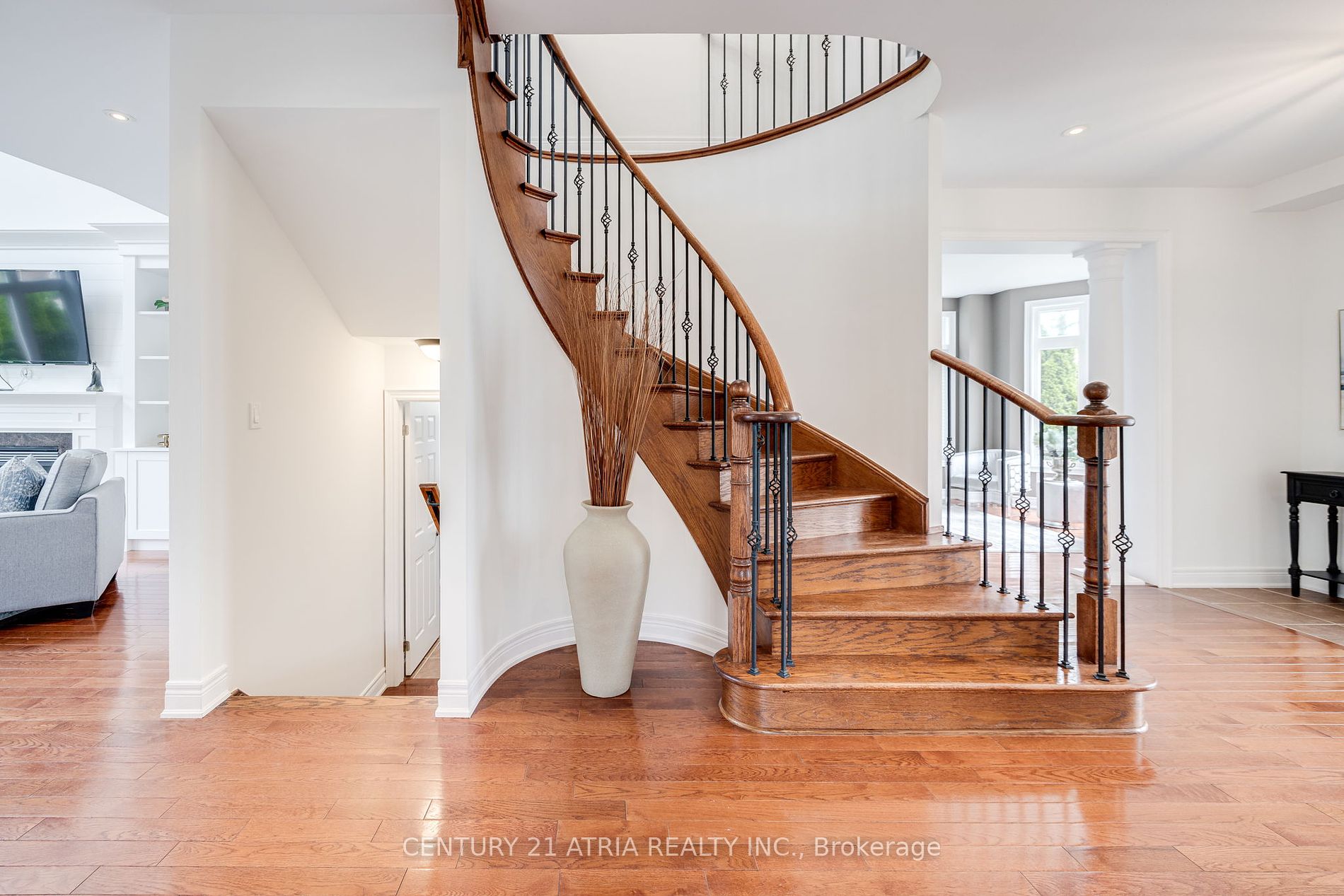 61 Weslock Cres