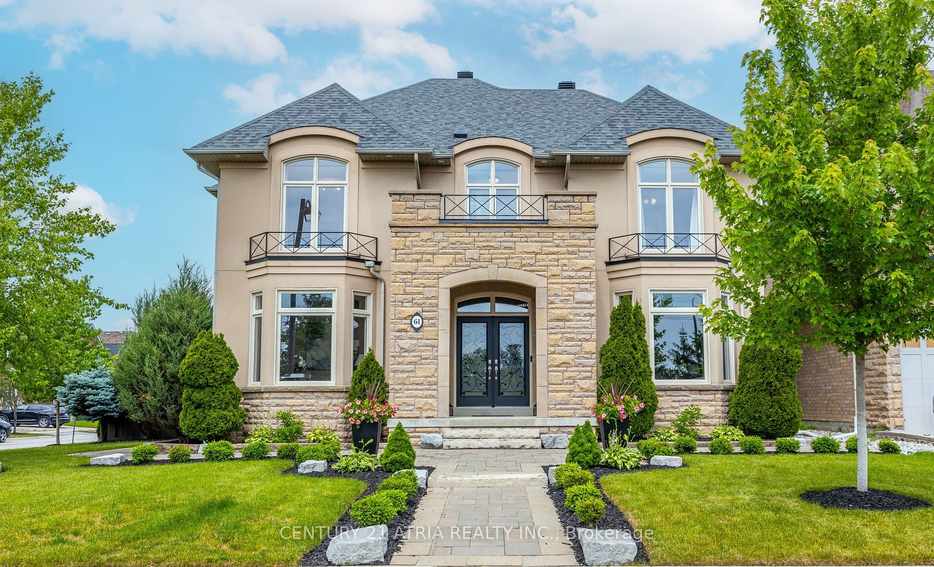 61 Weslock Cres