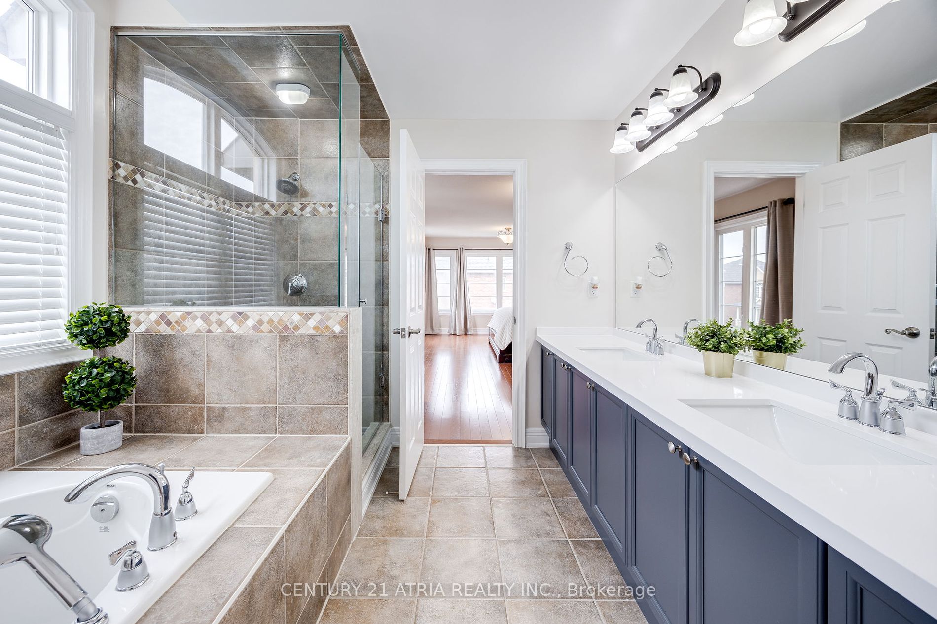 61 Weslock Cres