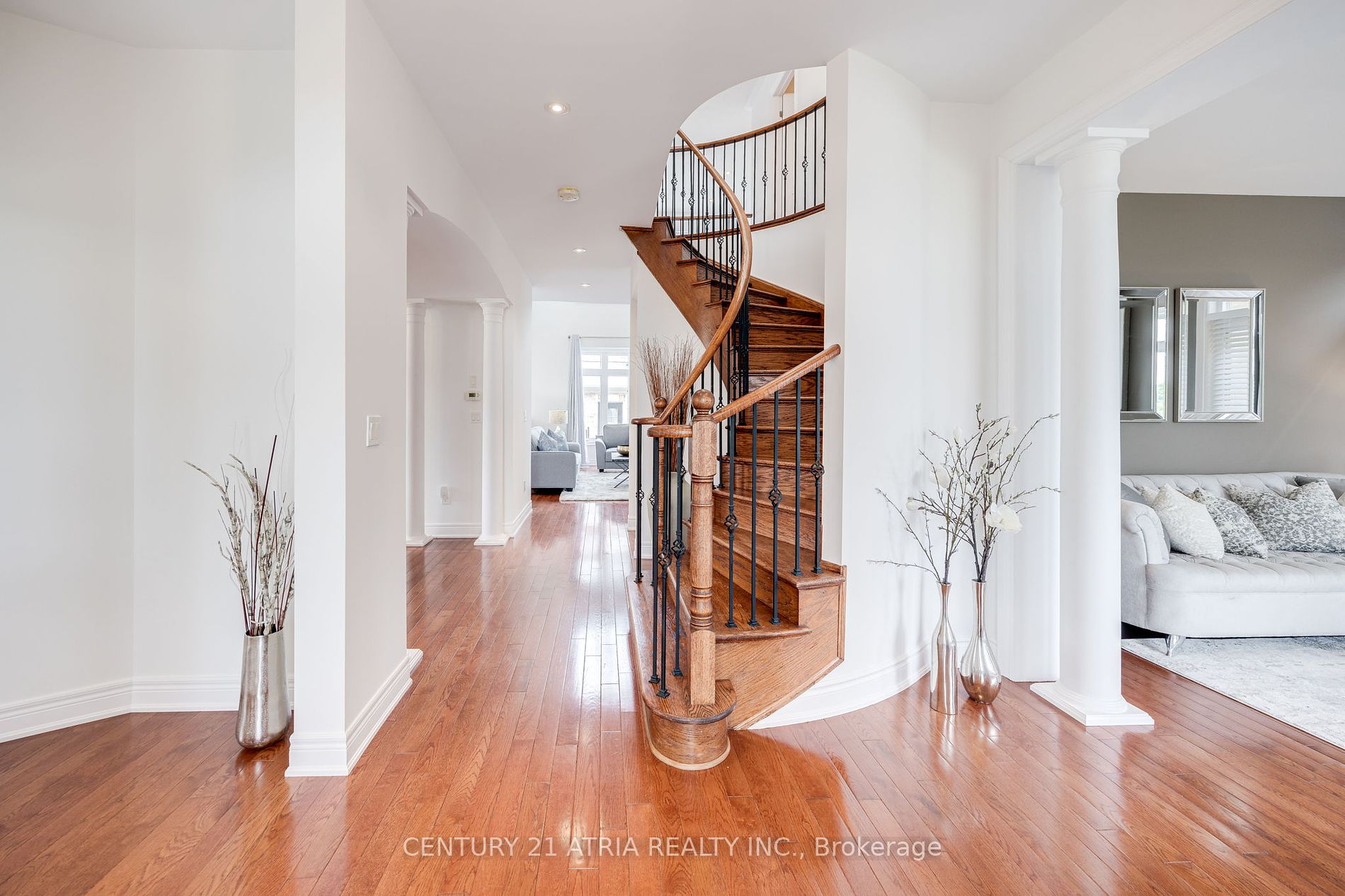61 Weslock Cres