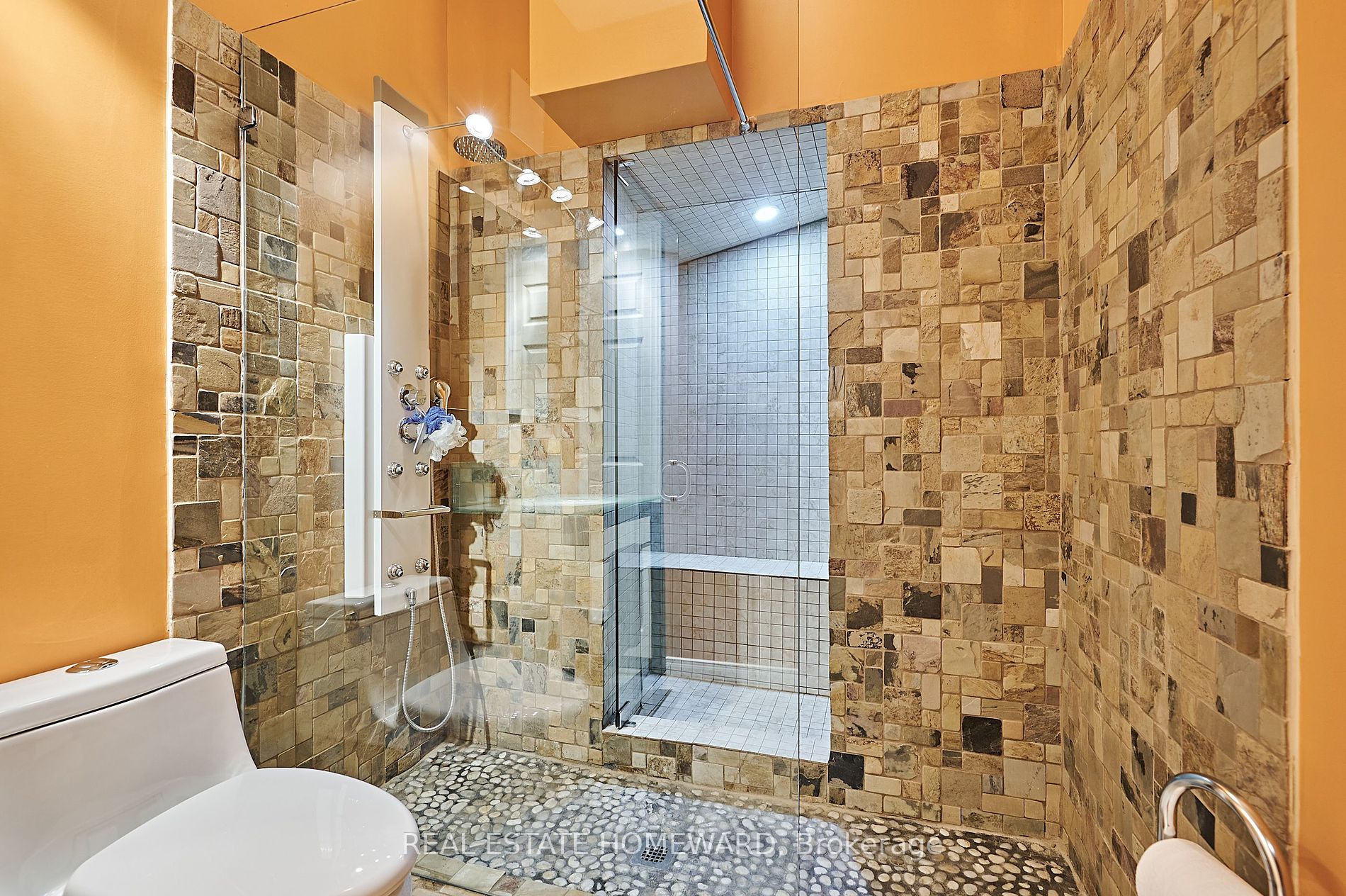 4 Isaac Devins Avenue