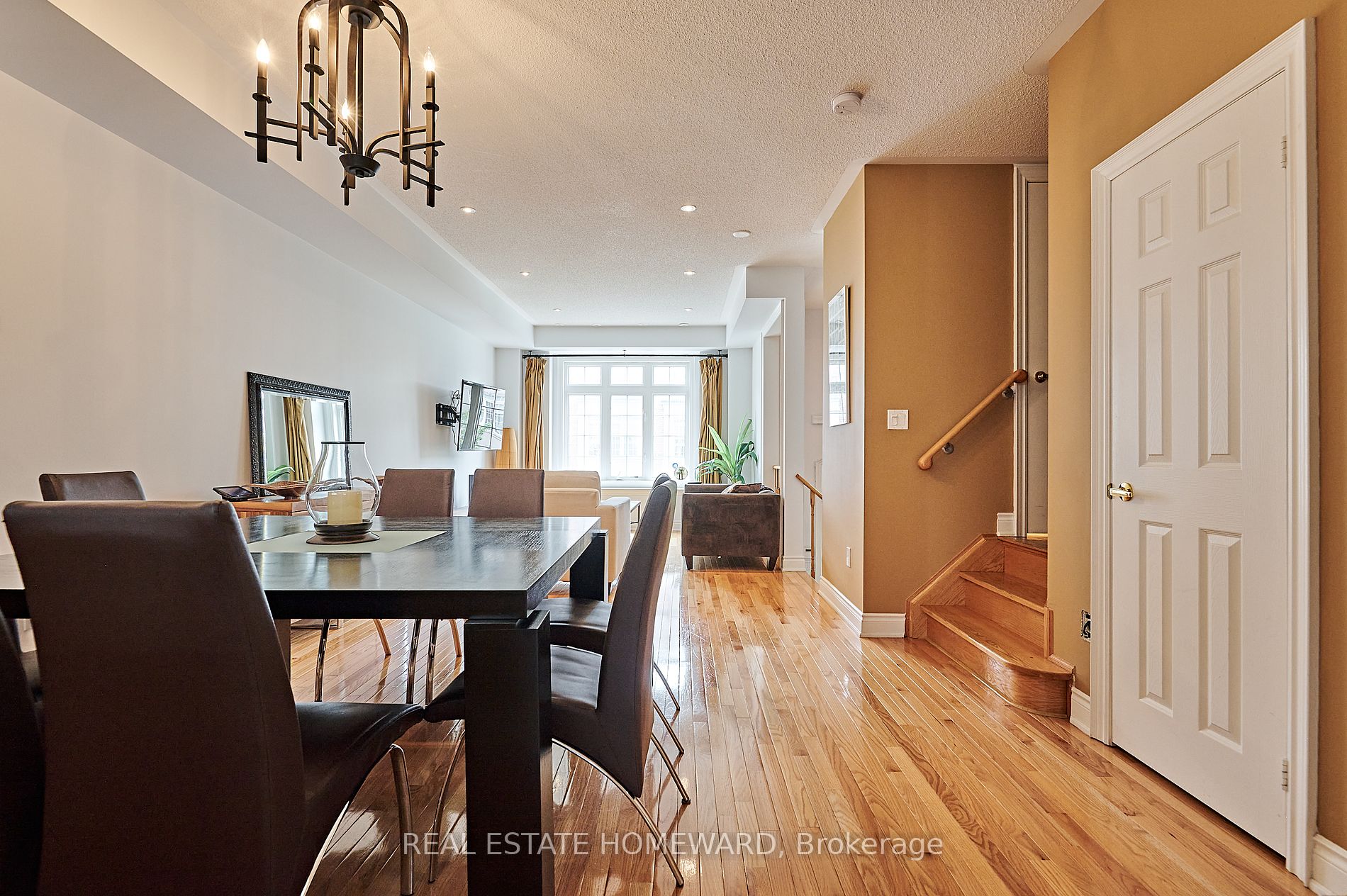 4 Isaac Devins Avenue