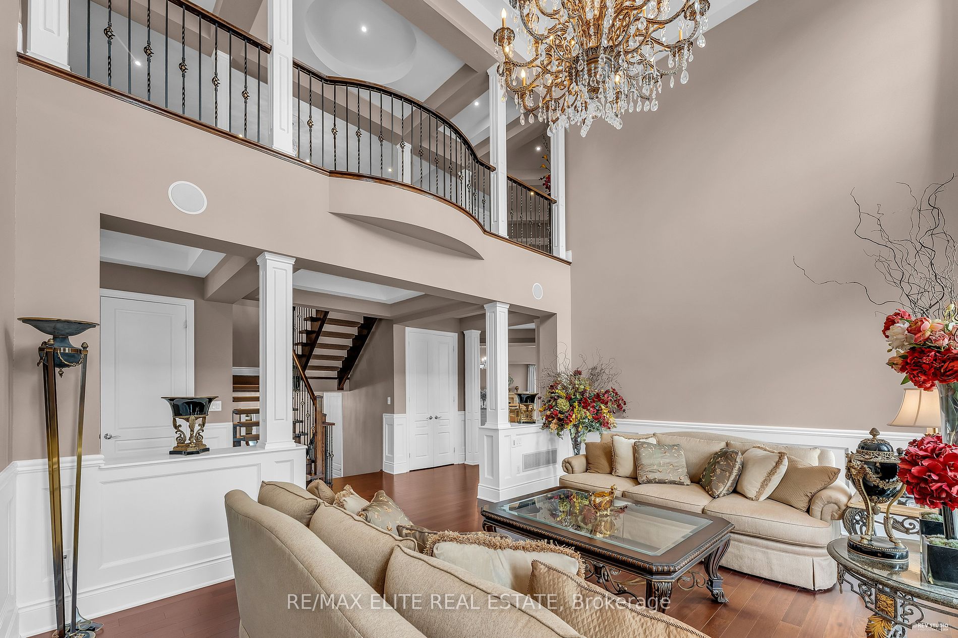 123 Carisbrooke Circle