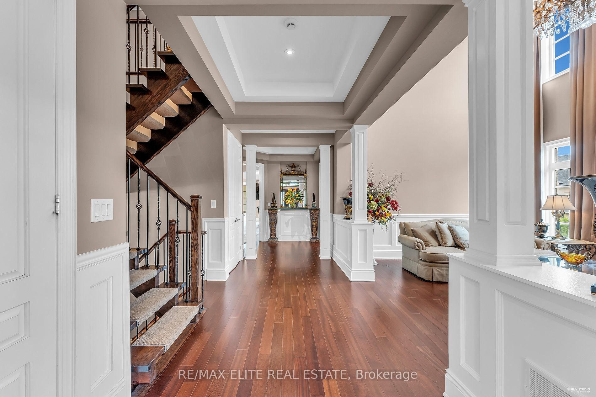 123 Carisbrooke Circle