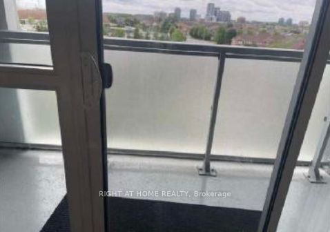 8763 Bayview Ave, #613