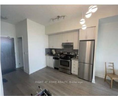 8763 Bayview Ave, #613