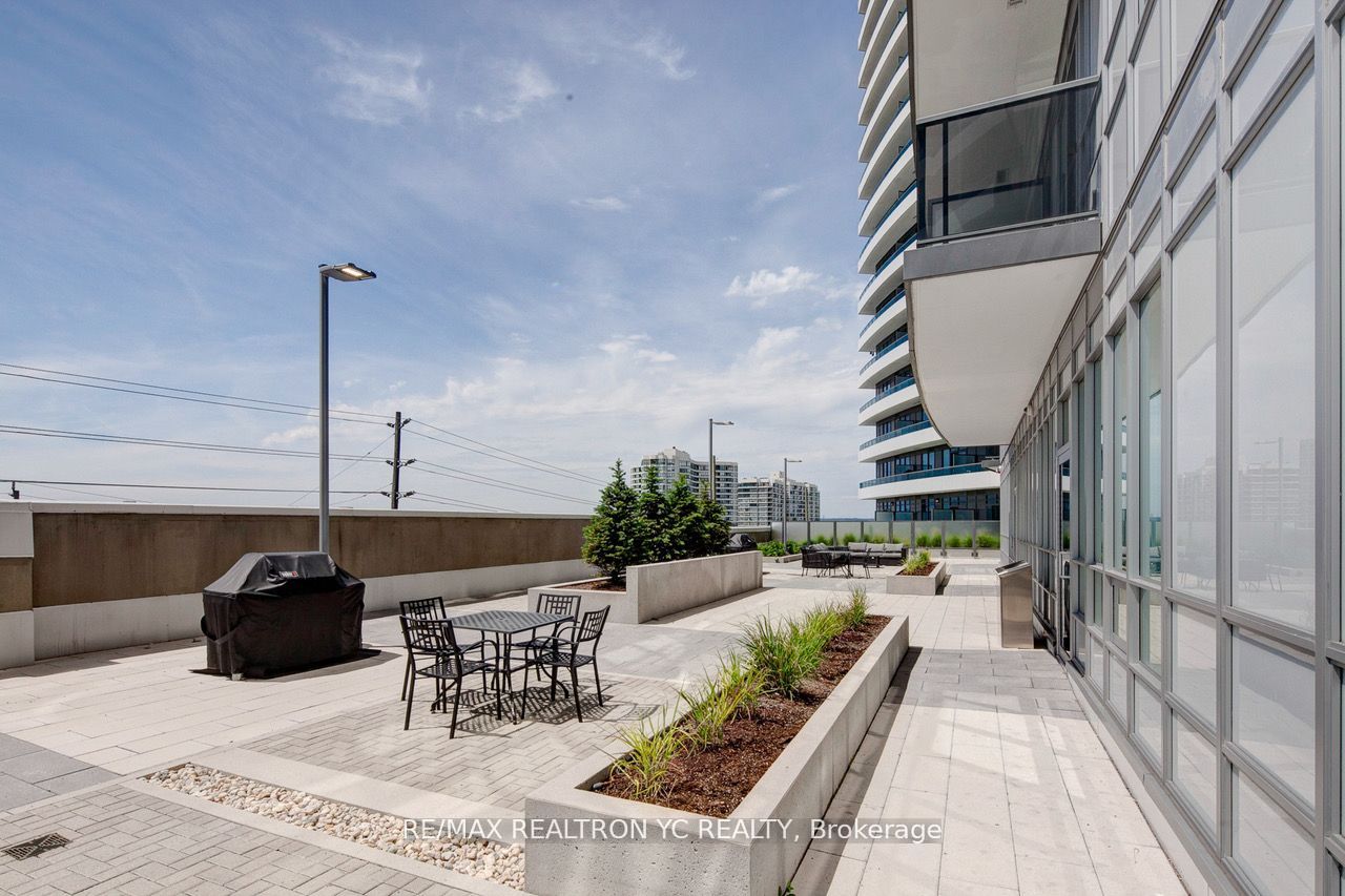 7171 Yonge Street #408