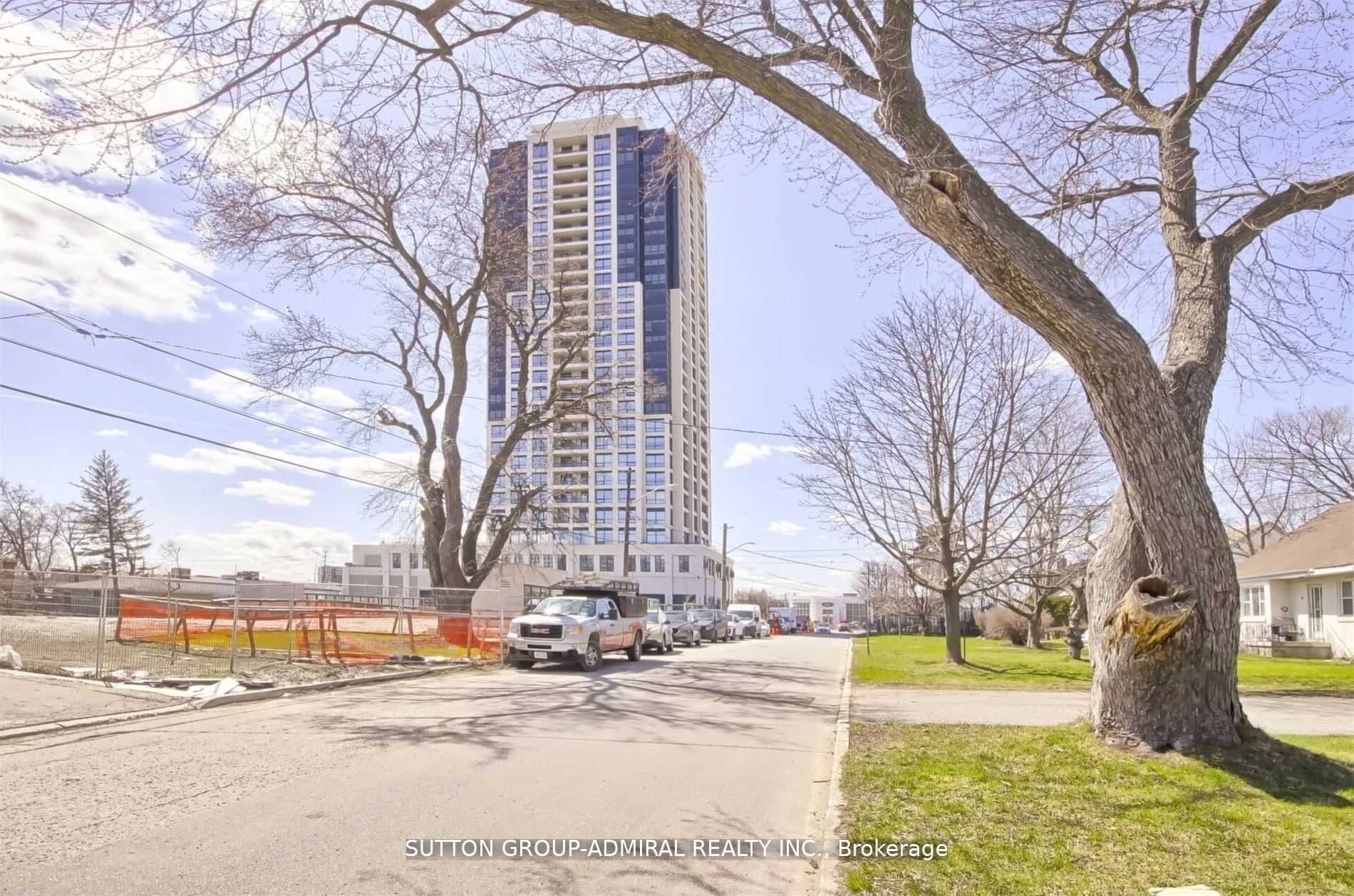 1 Grandview Ave, #302
