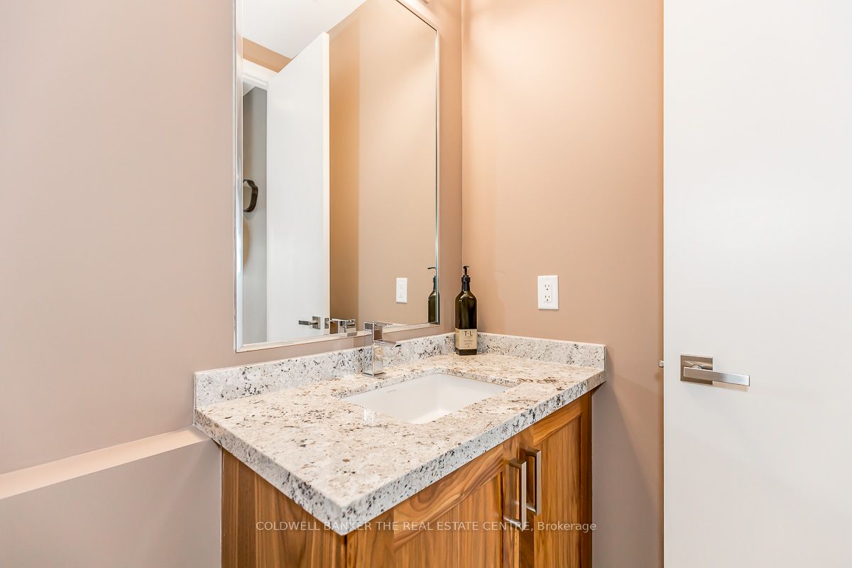3730 Mangusta Court