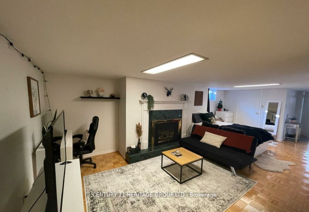 231 Blue Grass Boulevard