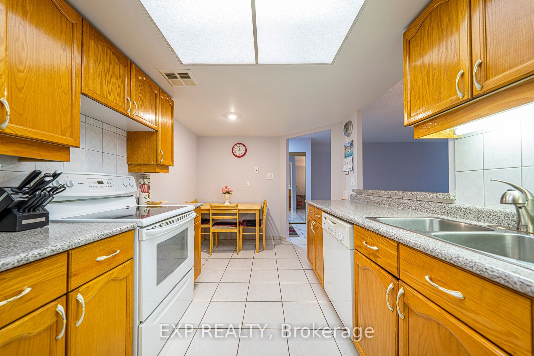 32 Clarissa Drive #521