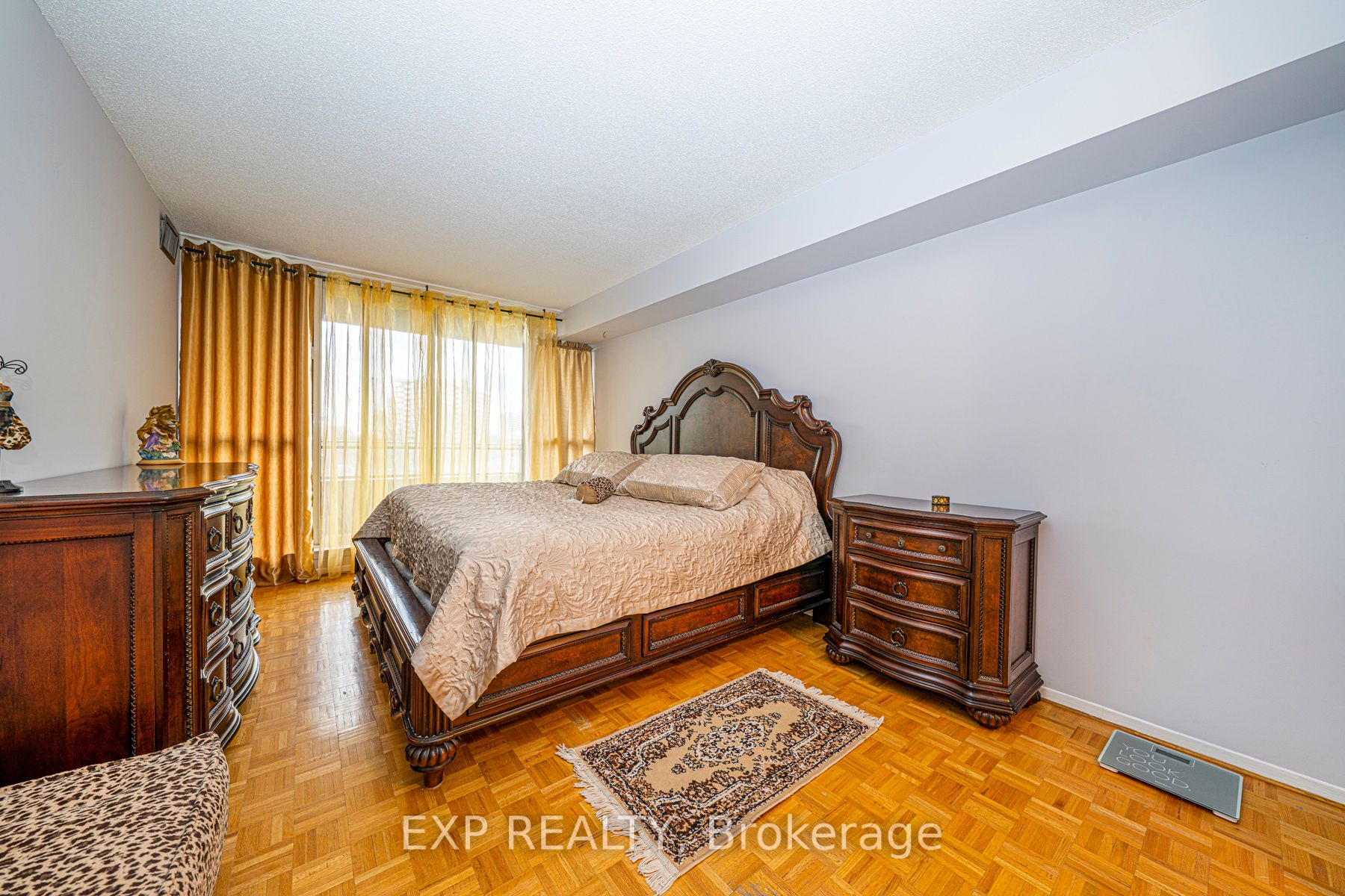32 Clarissa Drive #521