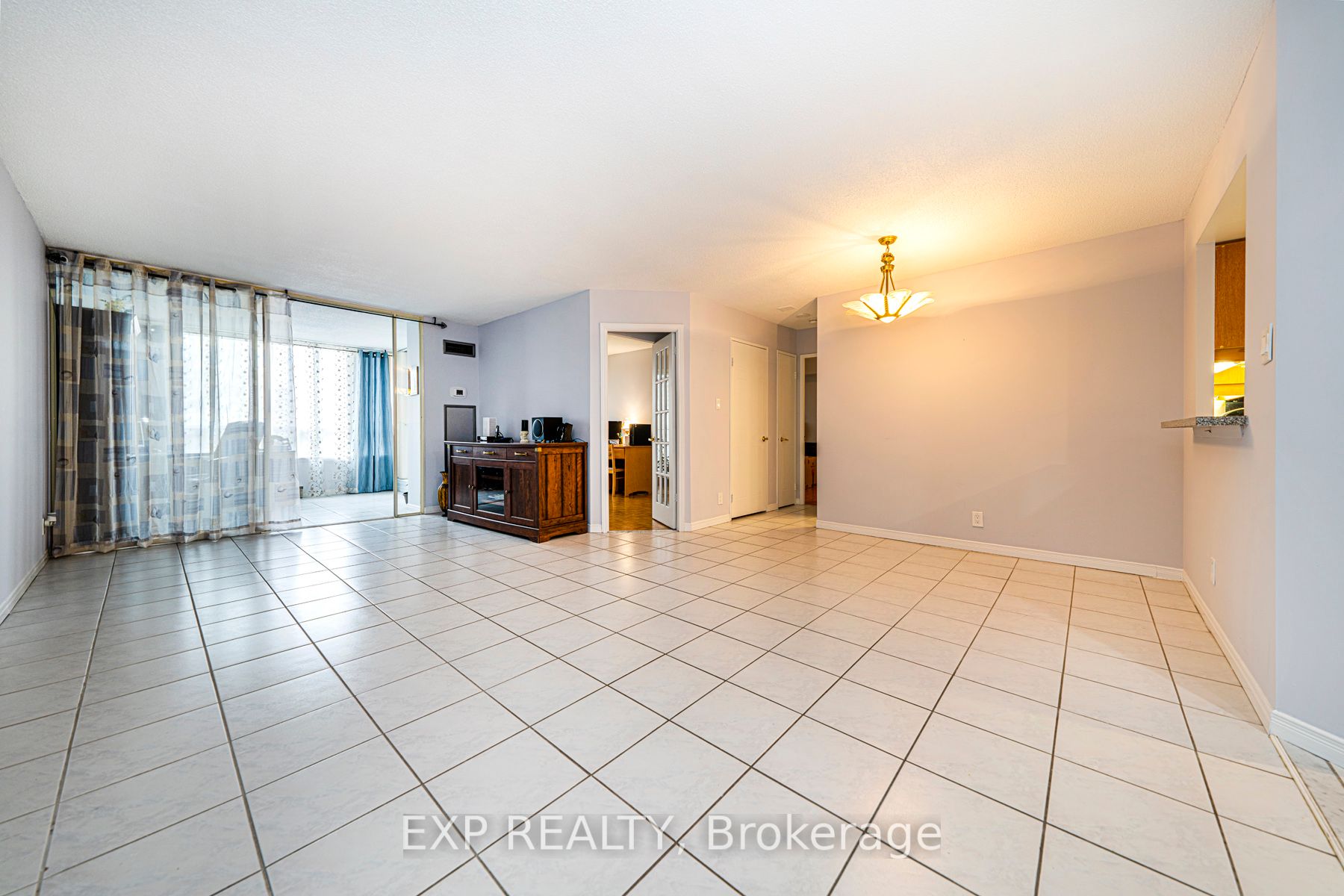 32 Clarissa Drive #521