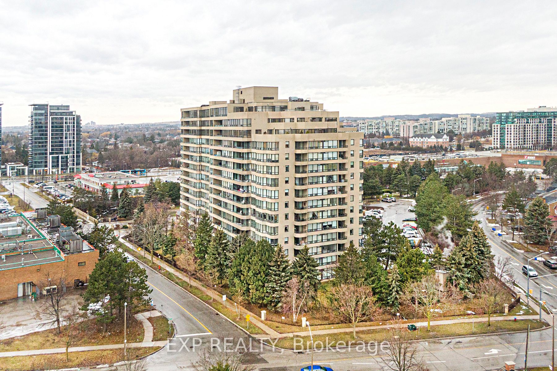 32 Clarissa Drive #521