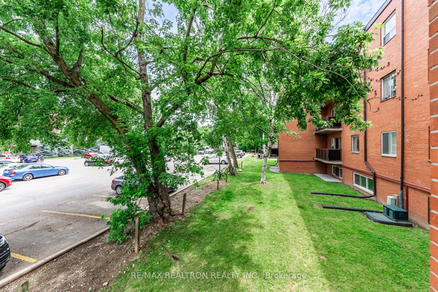 165 Colborne Avenue, #202