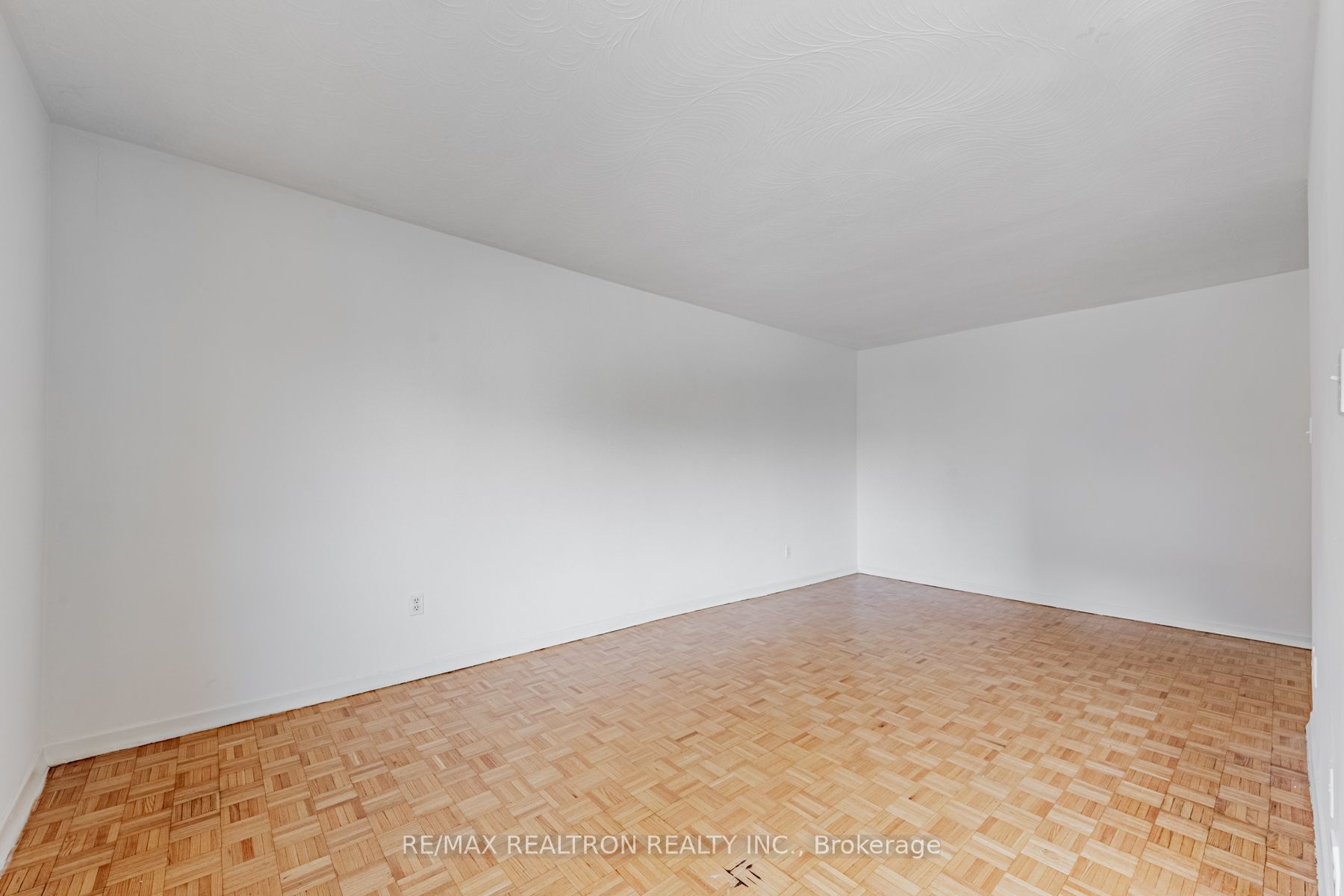 165 Colborne Avenue, #202