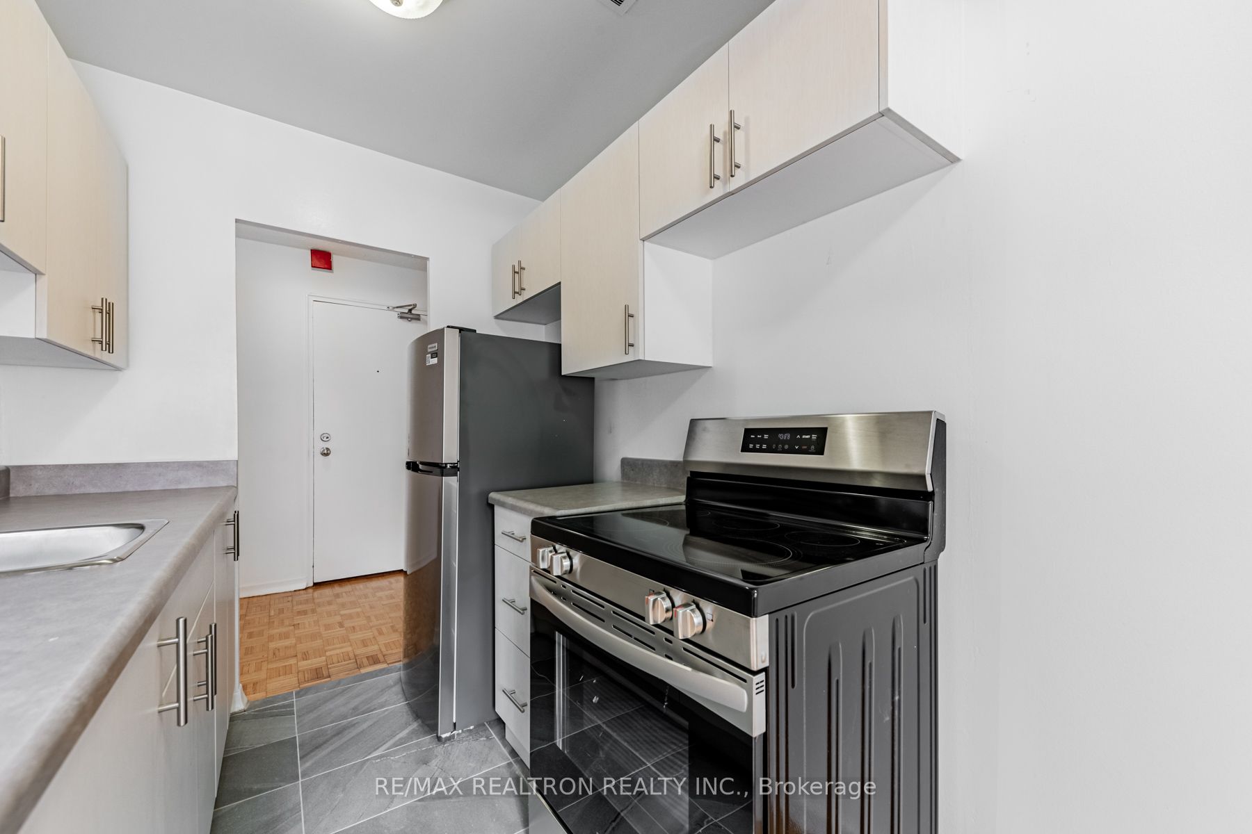 165 Colborne Avenue, #202