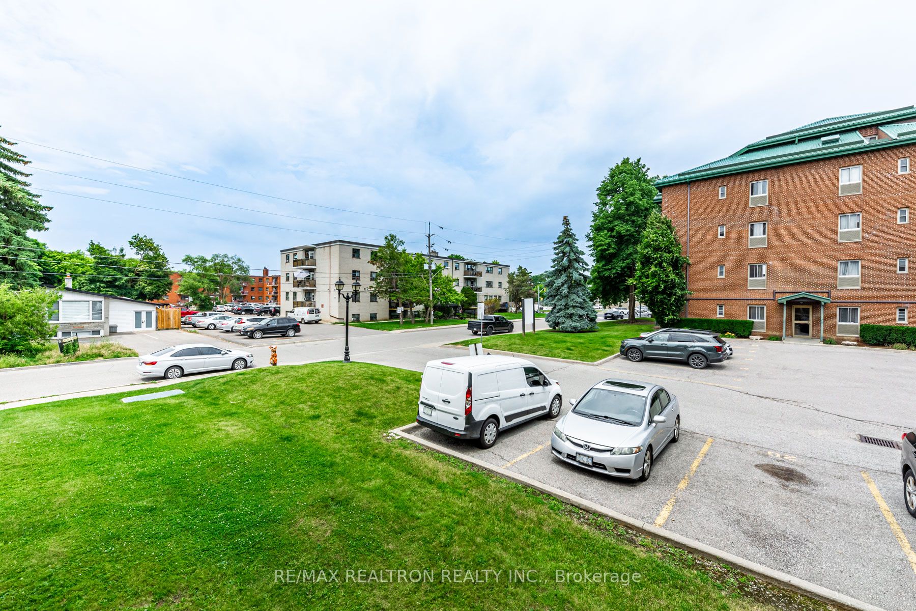 165 Colborne Avenue, #202