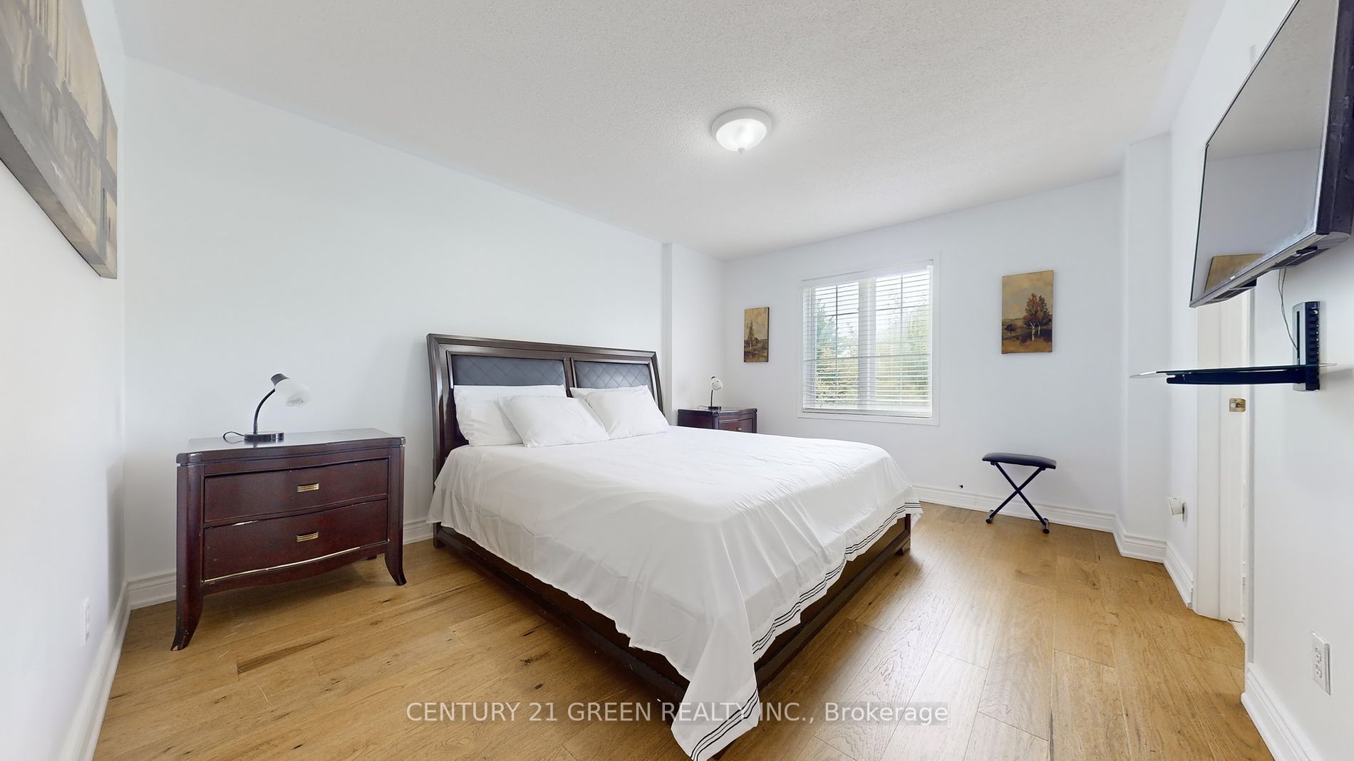 145 Baywell Cres S