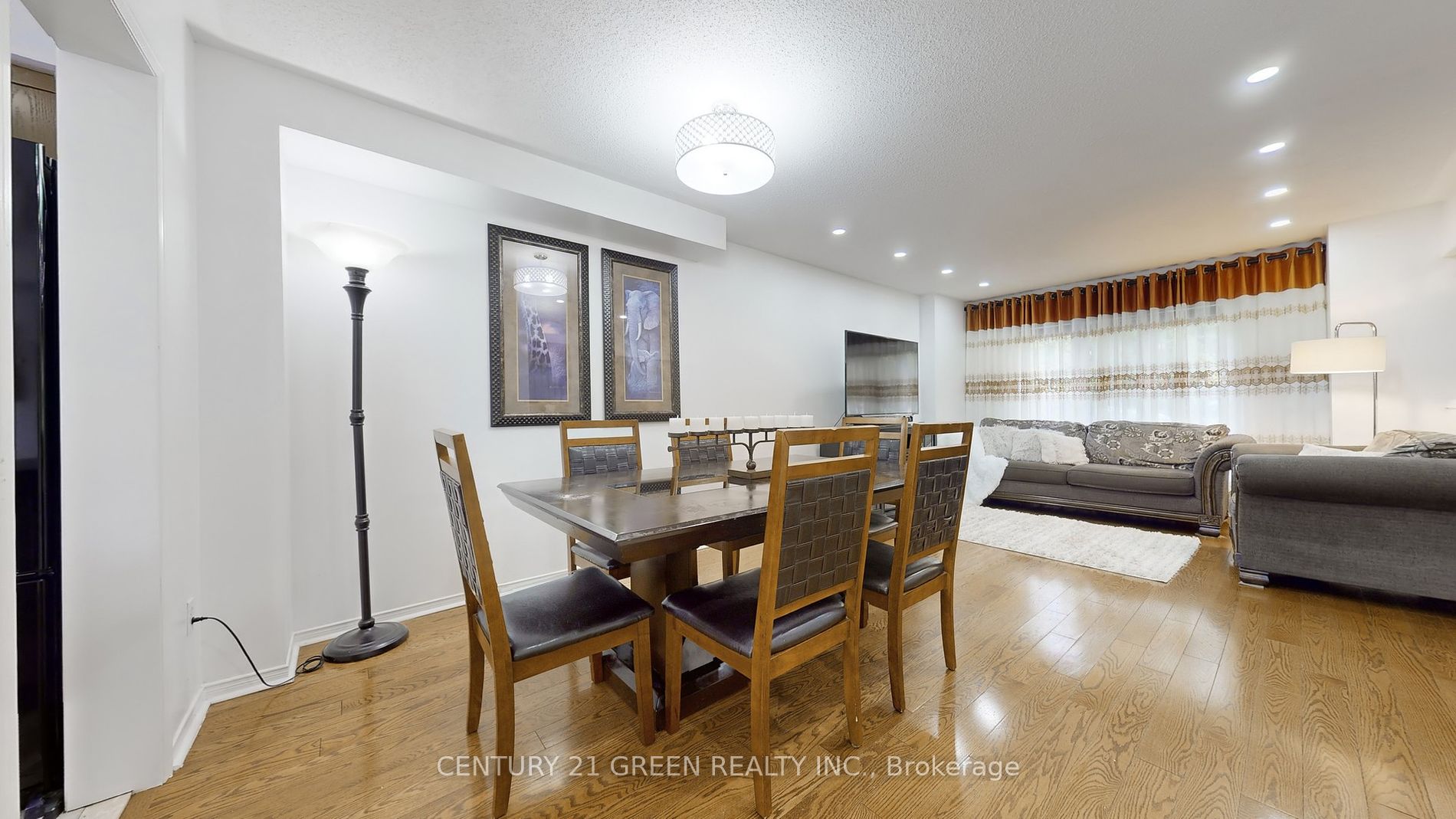 145 Baywell Cres S