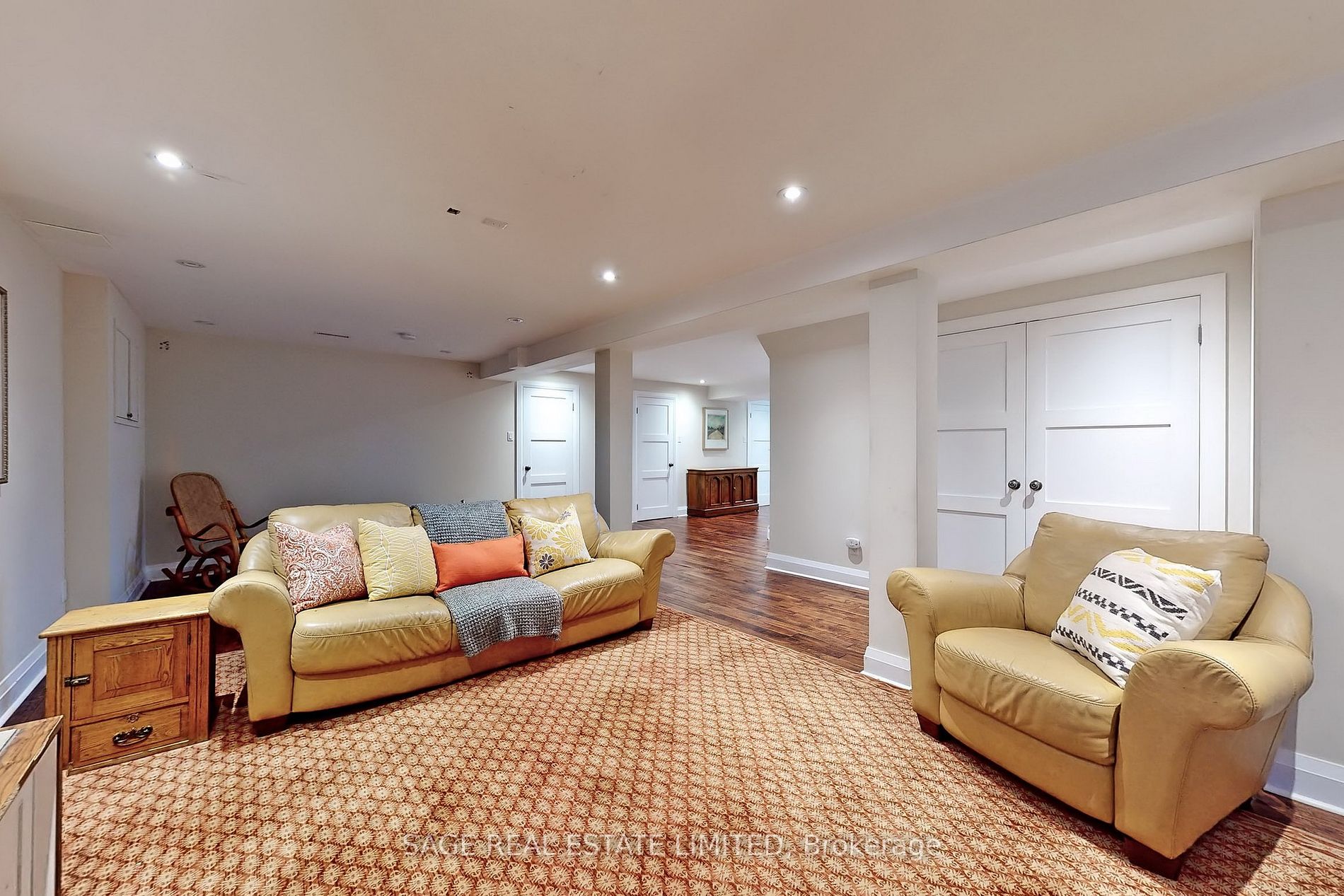 117 Humber Valley Cres