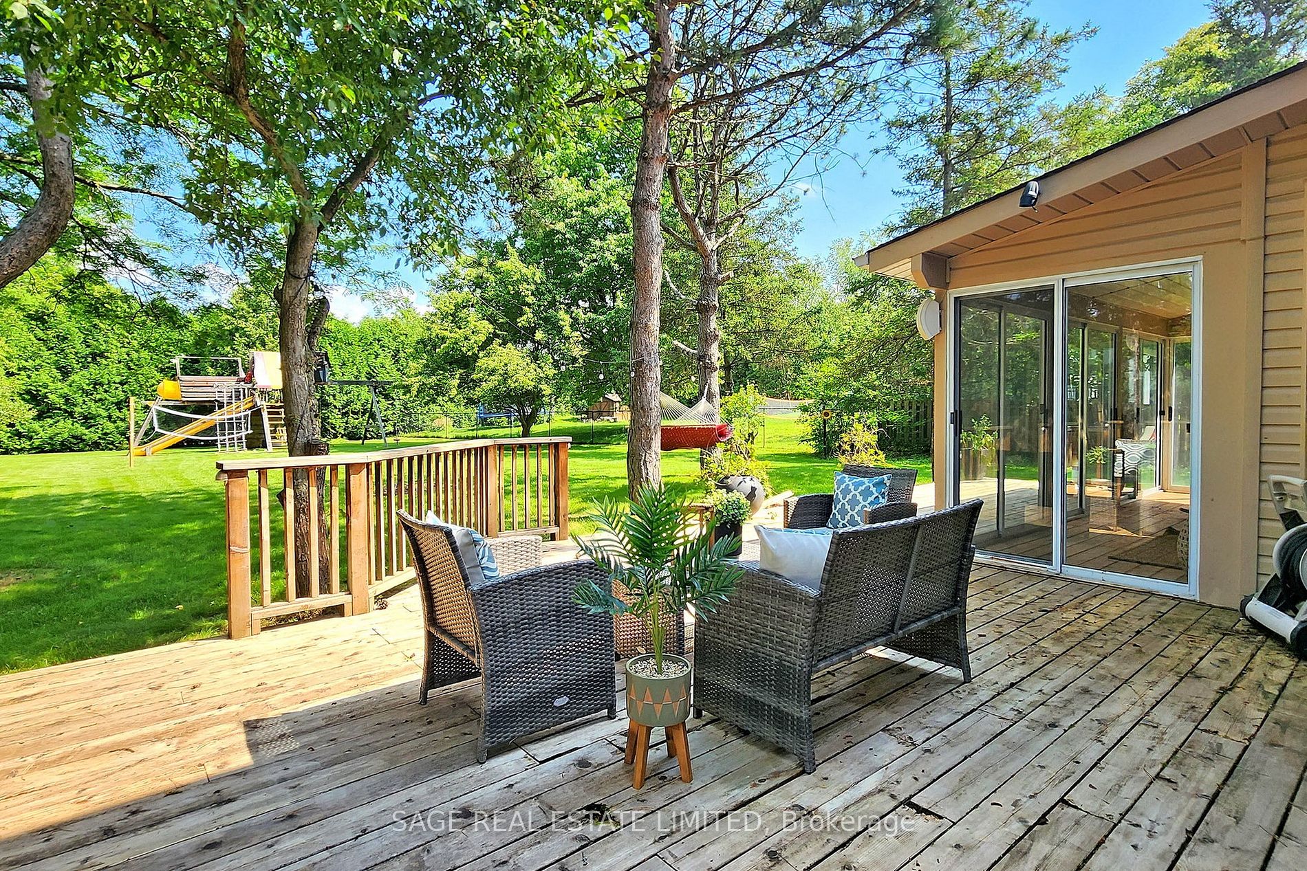 117 Humber Valley Cres