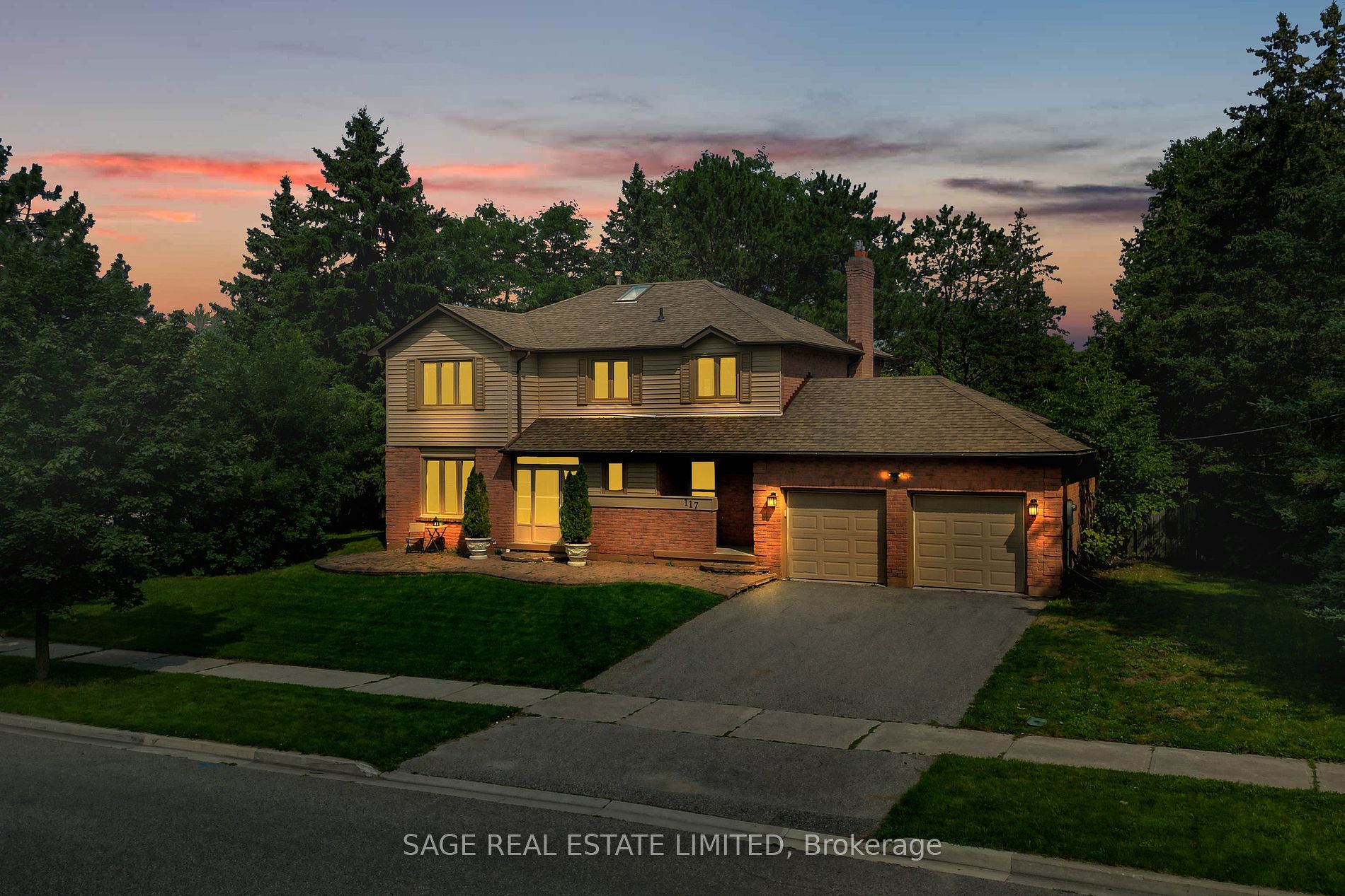 117 Humber Valley Cres