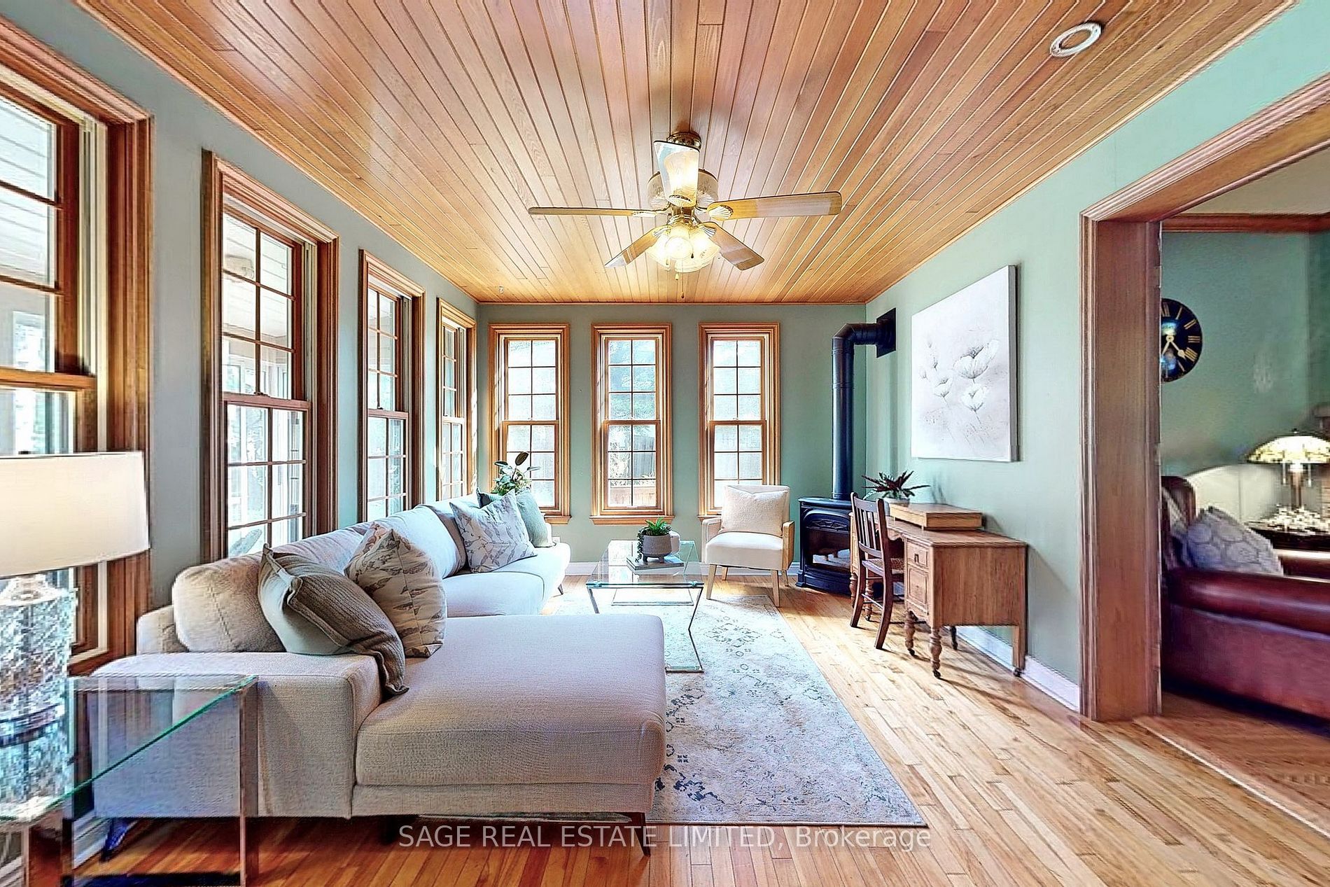 117 Humber Valley Cres