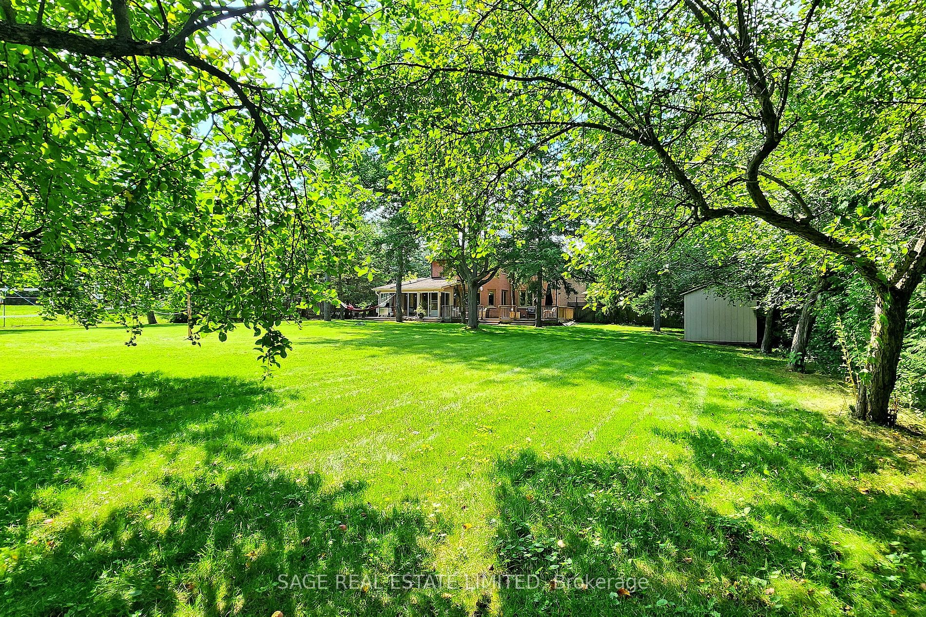 117 Humber Valley Cres