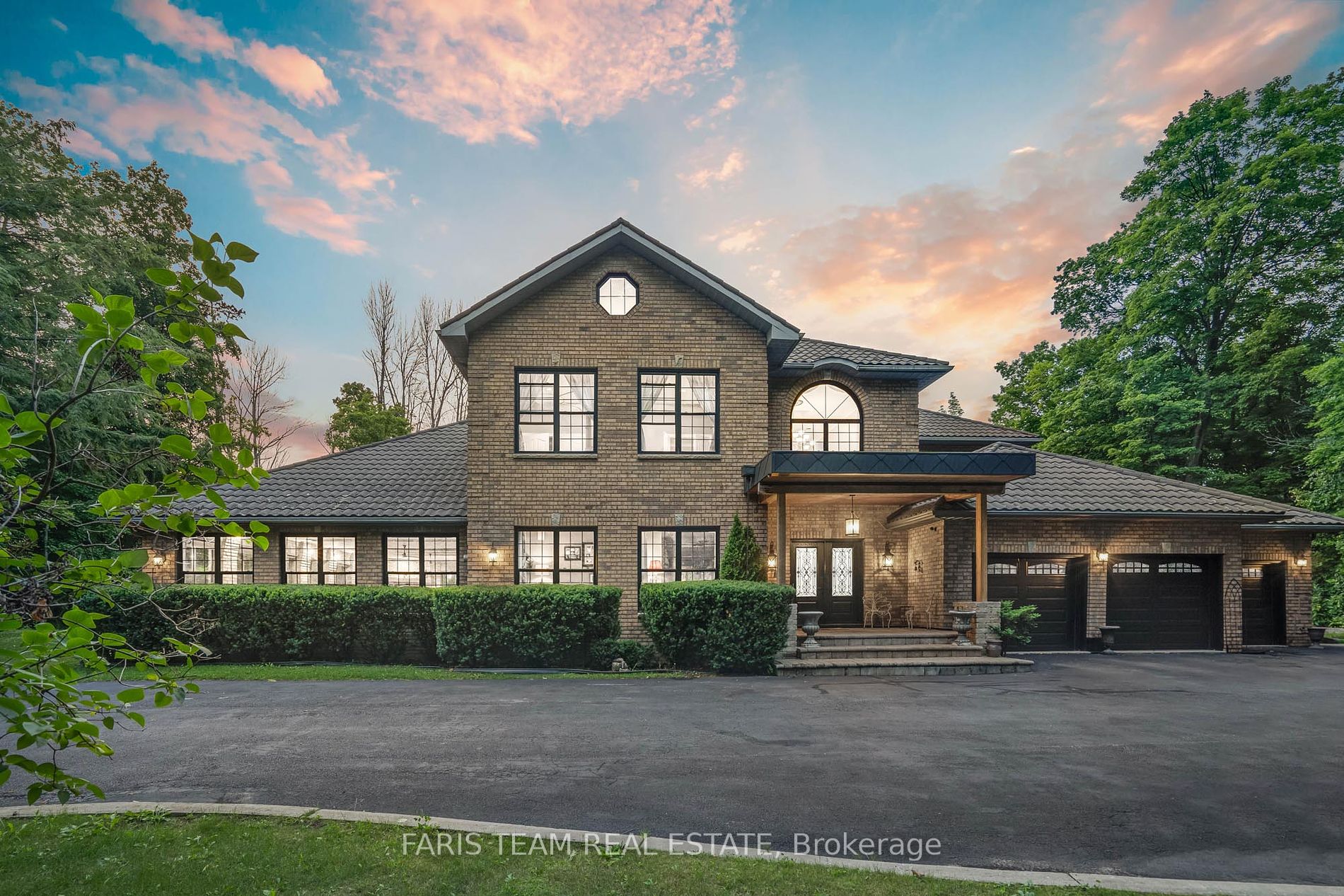 1826 Quantz Cres